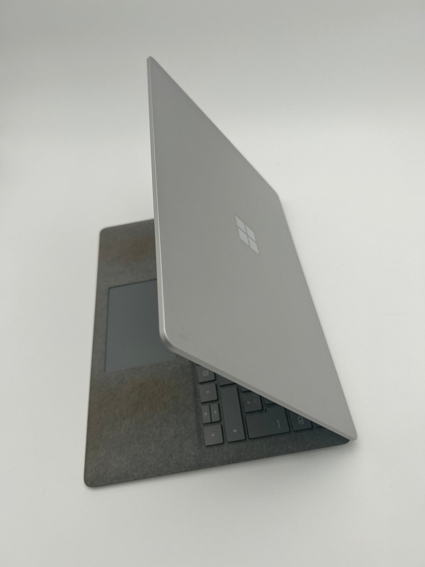 Microsoft Surface 1769