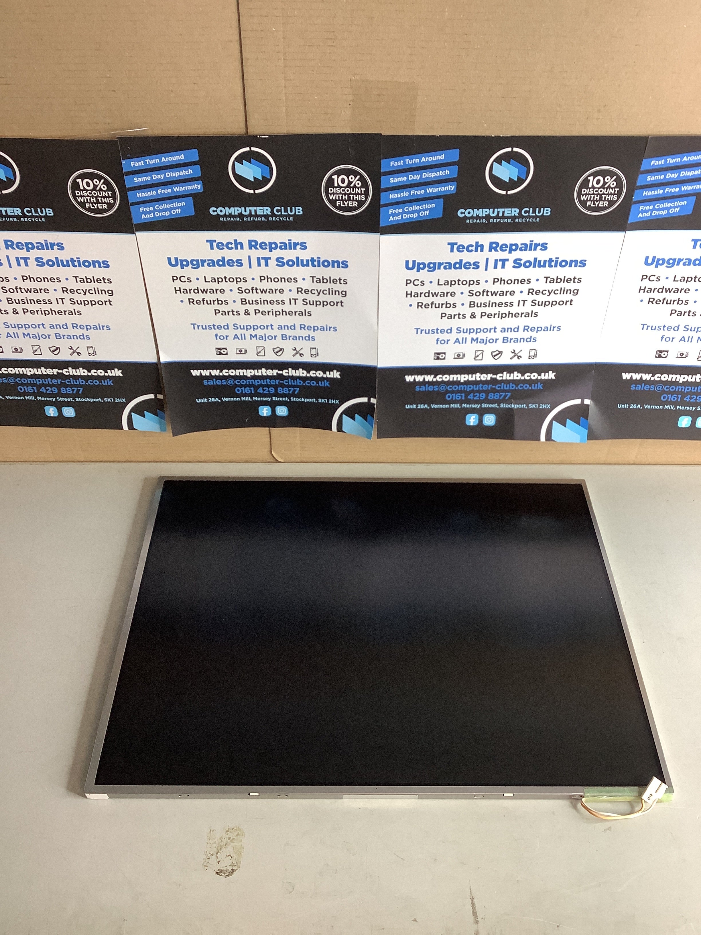 LQ150U1LW03 laptop screen