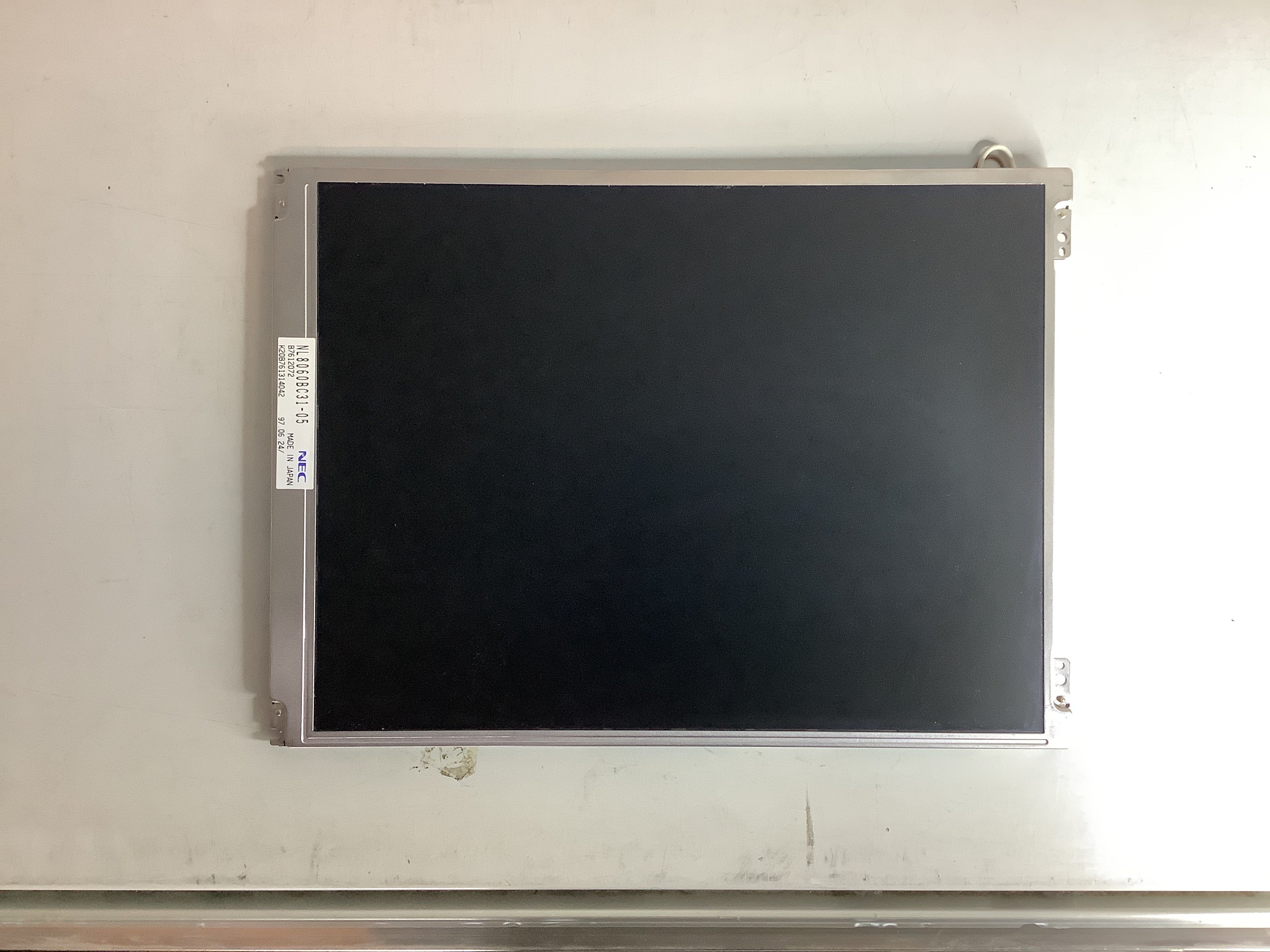 NL8060BC31-05 laptop screen image 2
