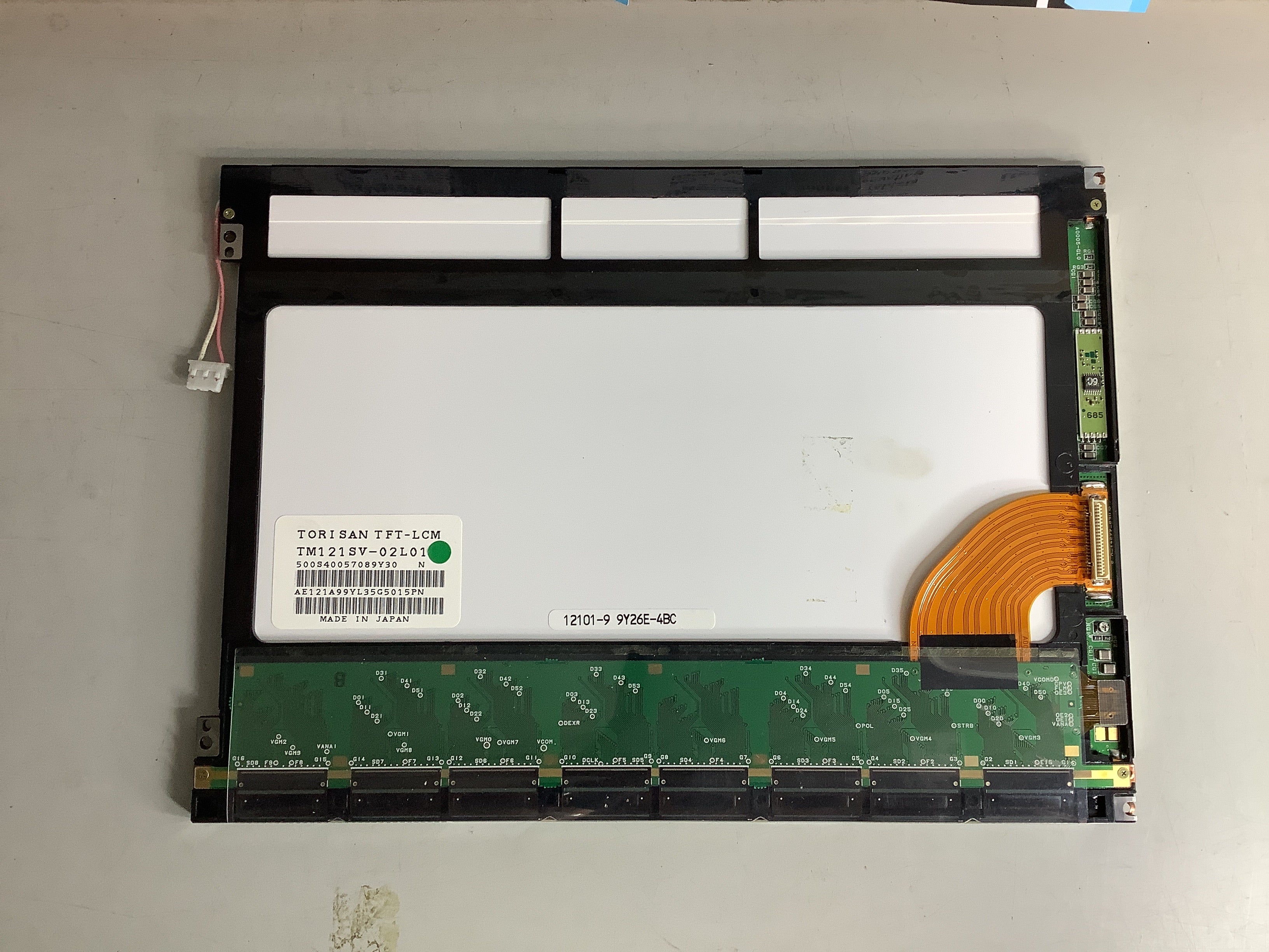 TM121SV-02L01 laptop screen image 3
