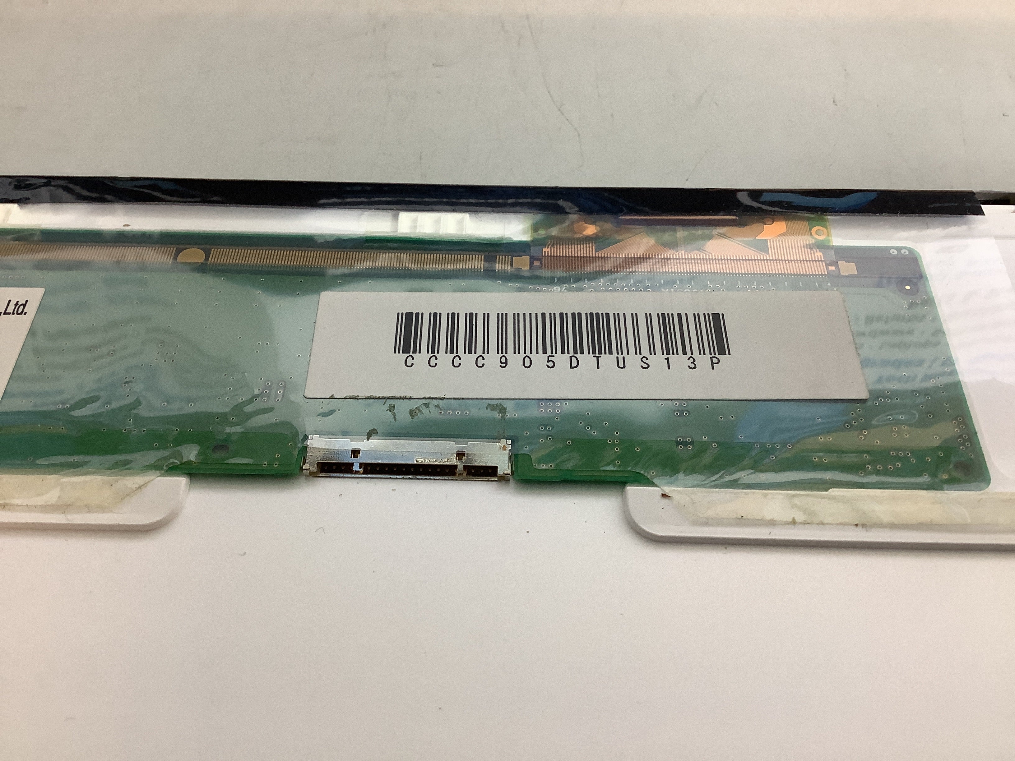 LTD121EW7V laptop screen image 5