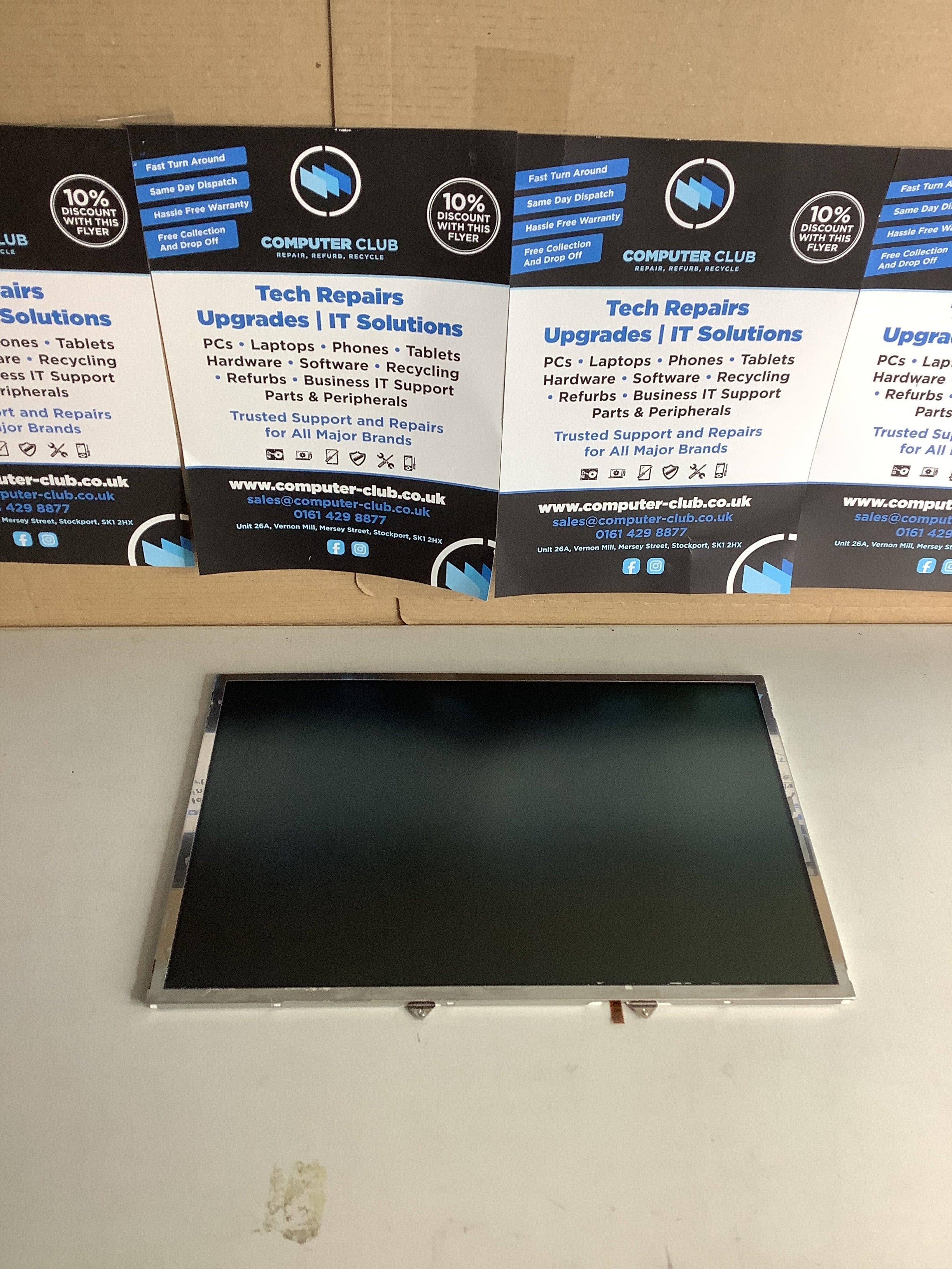LTD121EW7V laptop screen