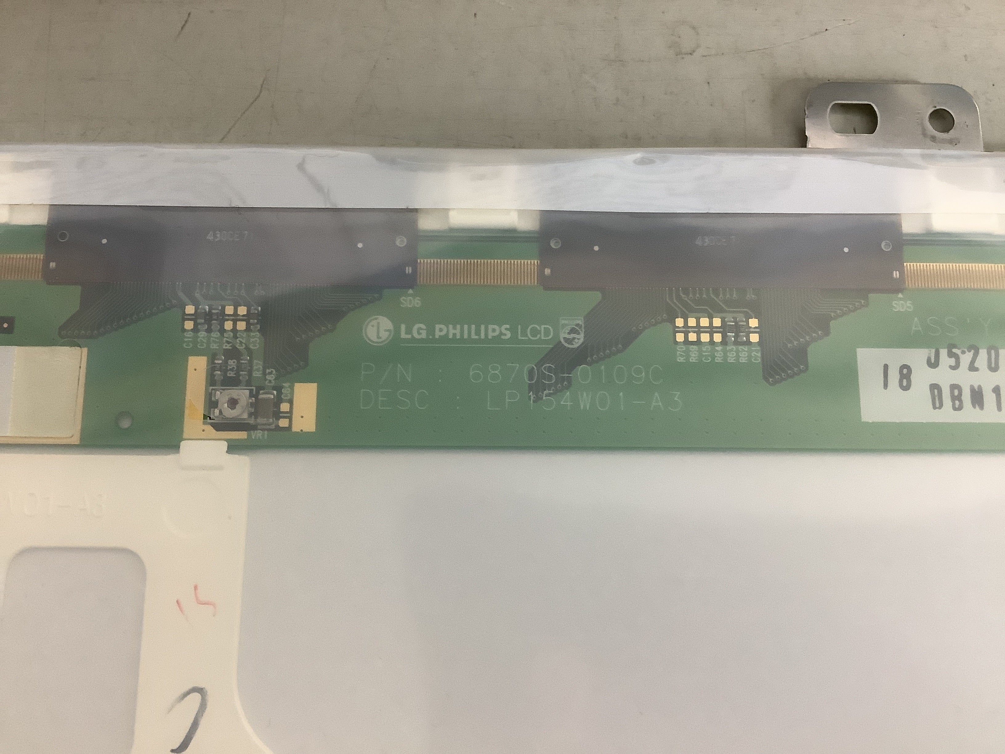 LP154W01 (A3)(K3) laptop screen image 5