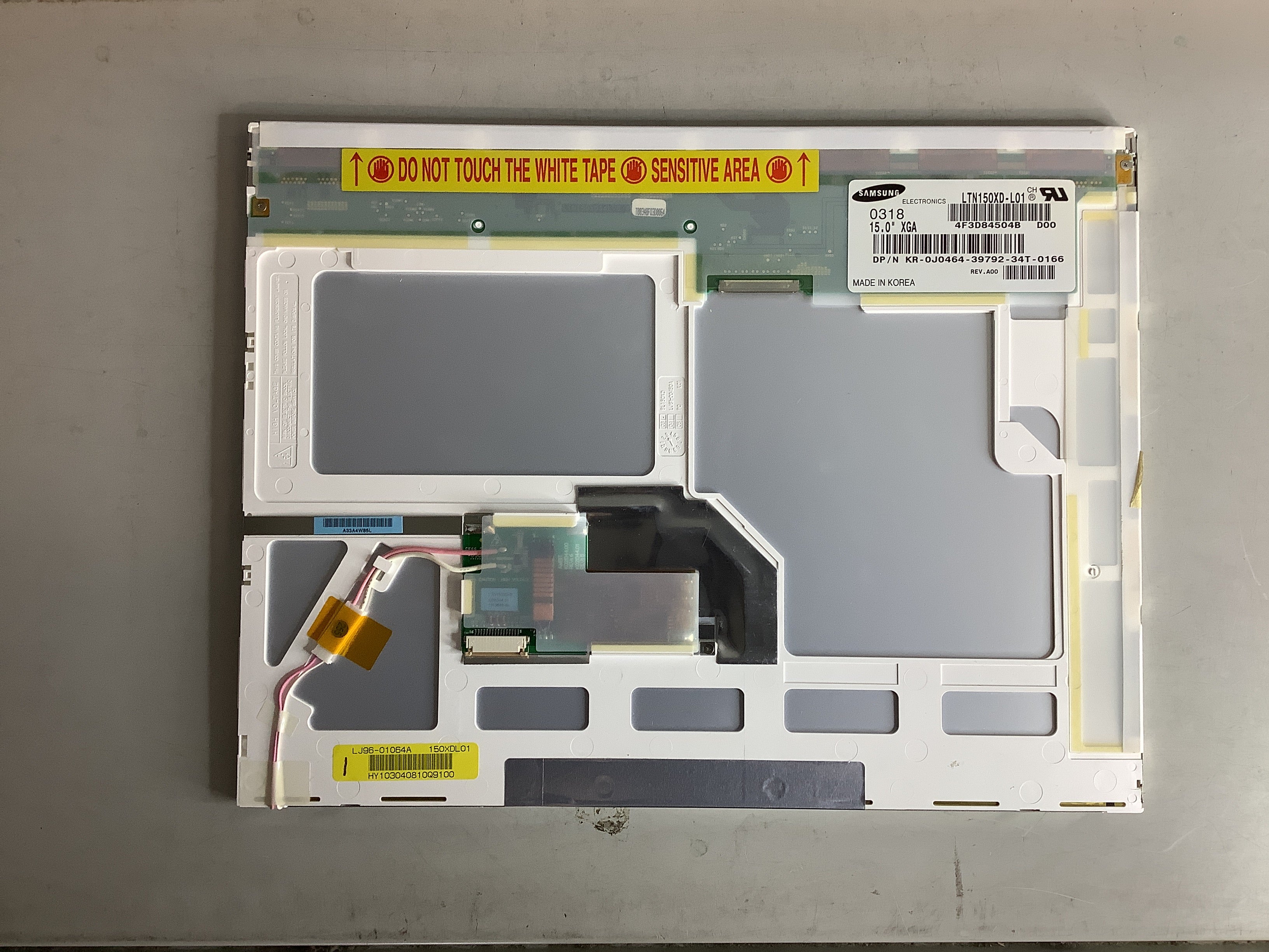 LTN150XD-L01 laptop screen image 3