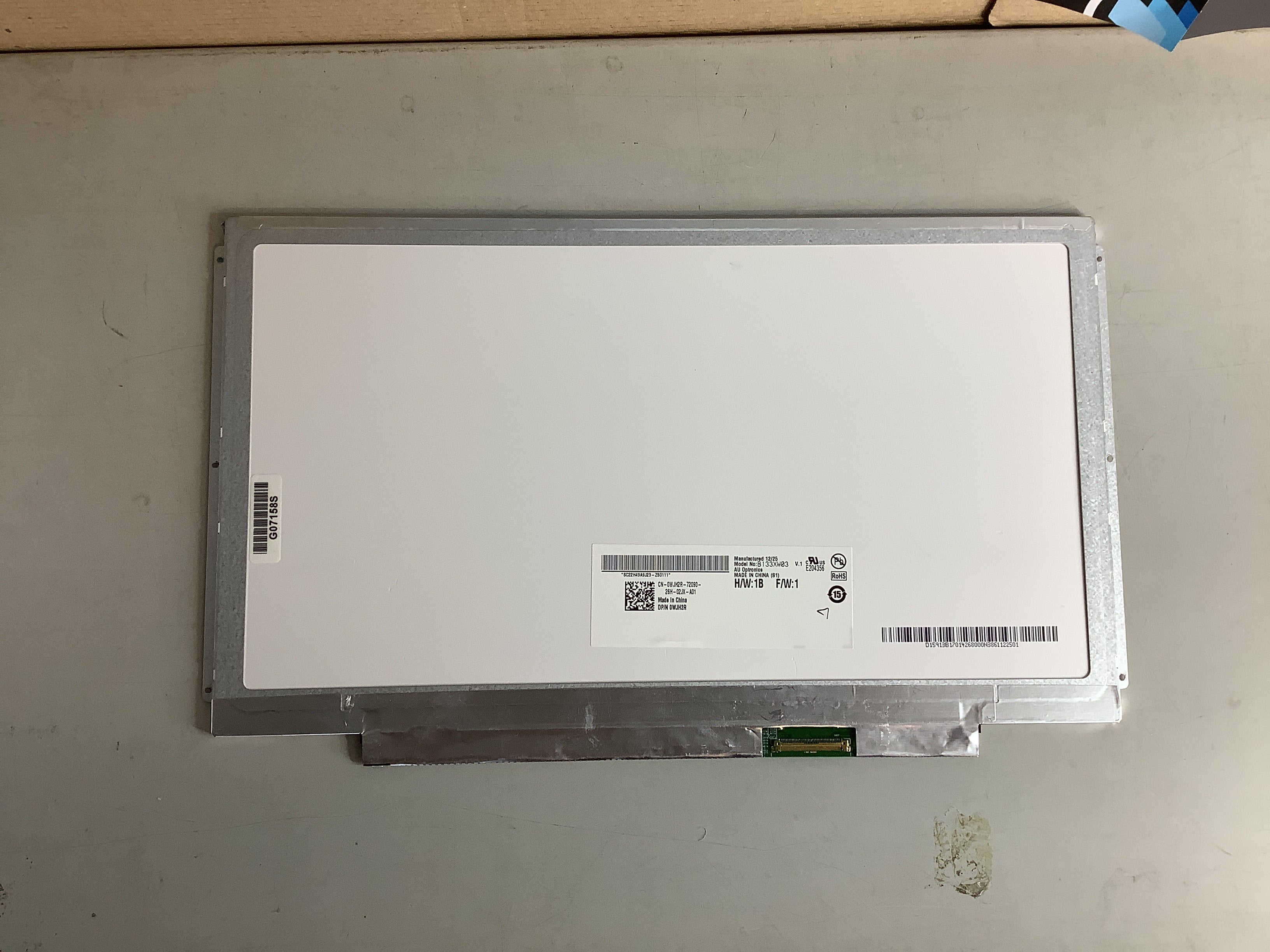 B133XW03 laptop screen image 3