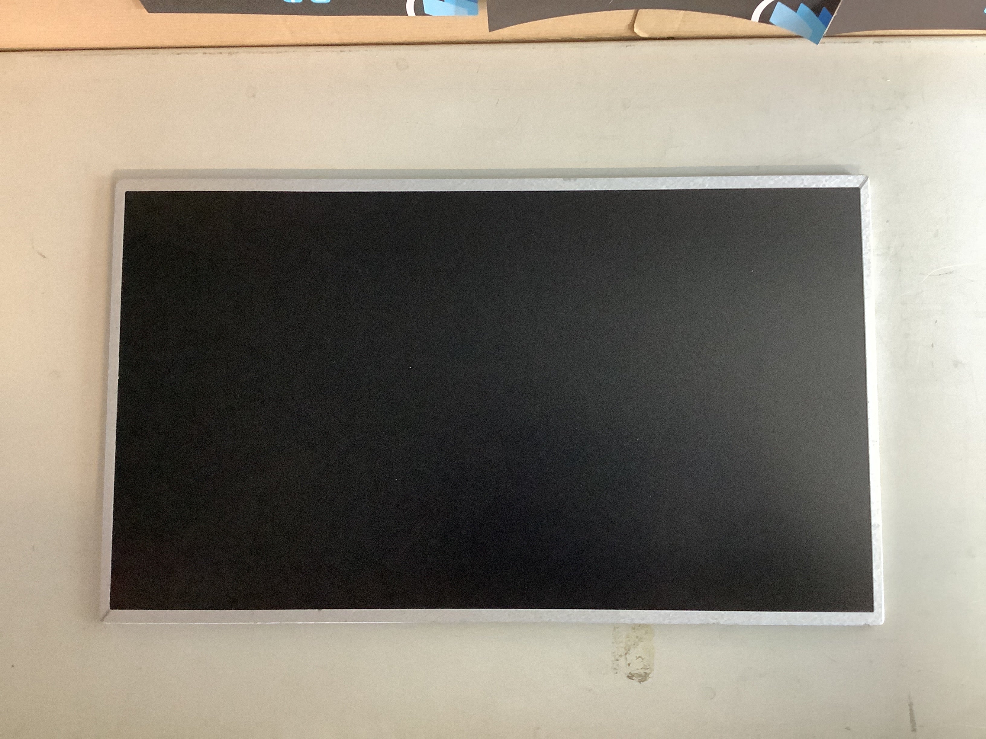 LP156WH4 (TL)(P2) laptop screen image 2