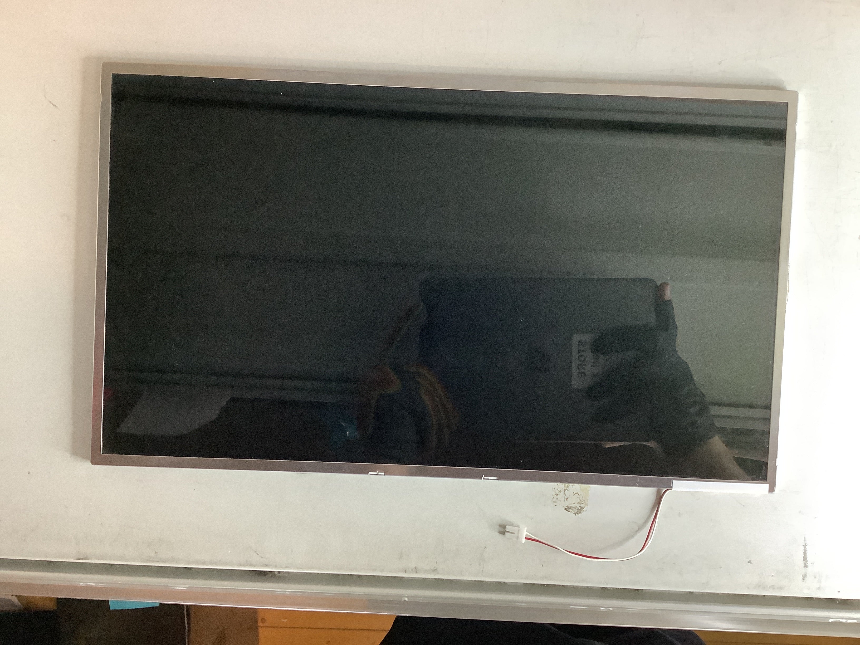 B156XW01 V.0 laptop screen image 2