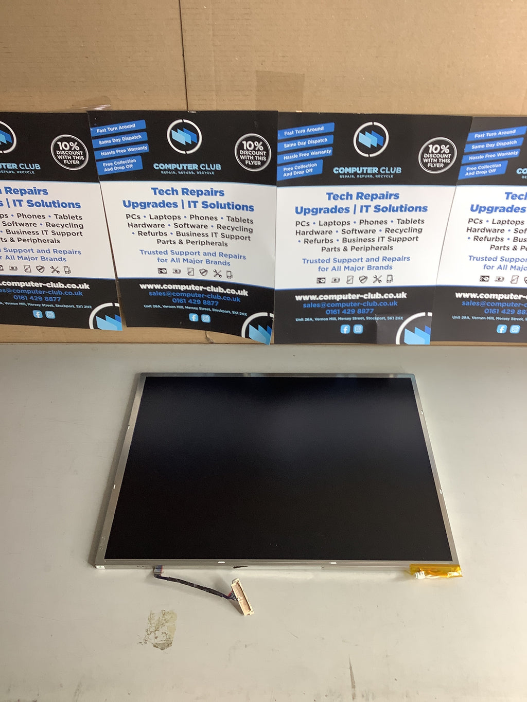 LTN121X1-L01 laptop screen