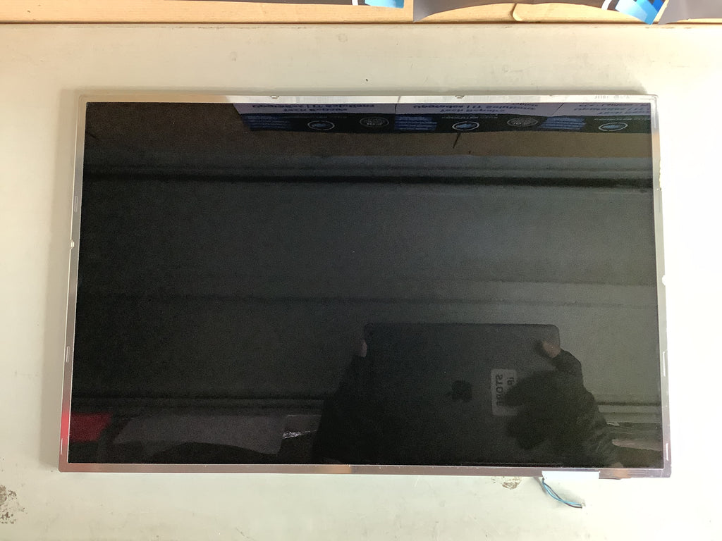 LP171WPA (TL)(B1) laptop screen image 2