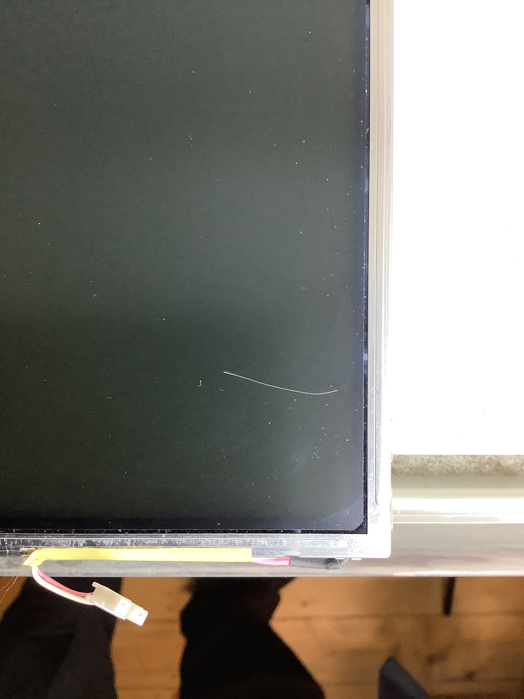 LP121X1 laptop screen image 6