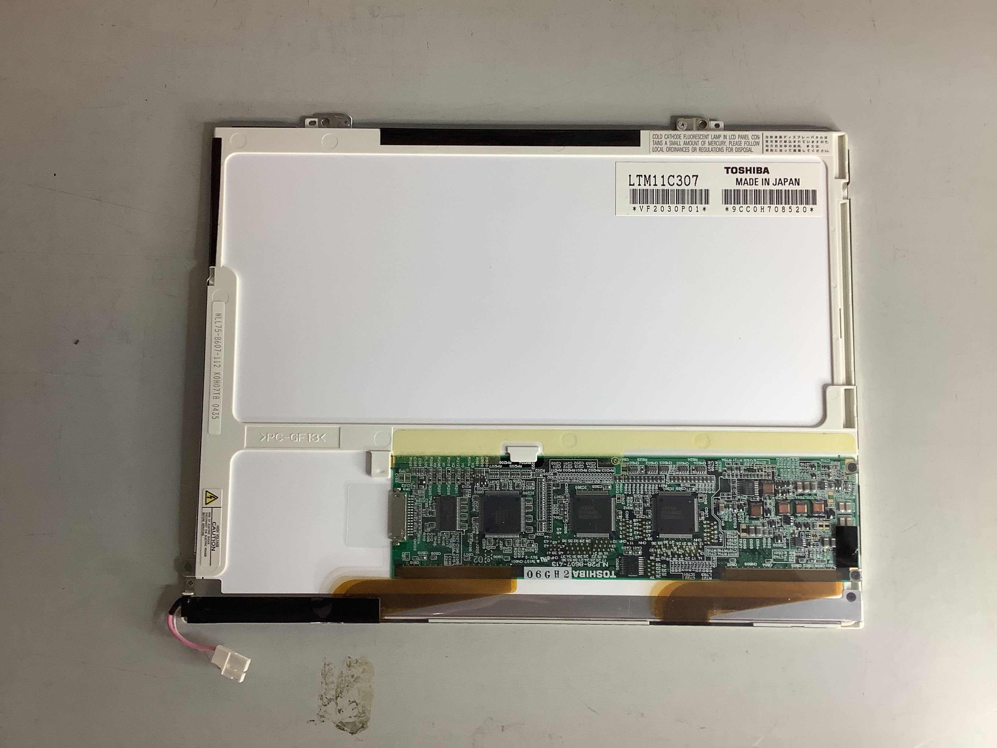LTM11C307 laptop screen image 3