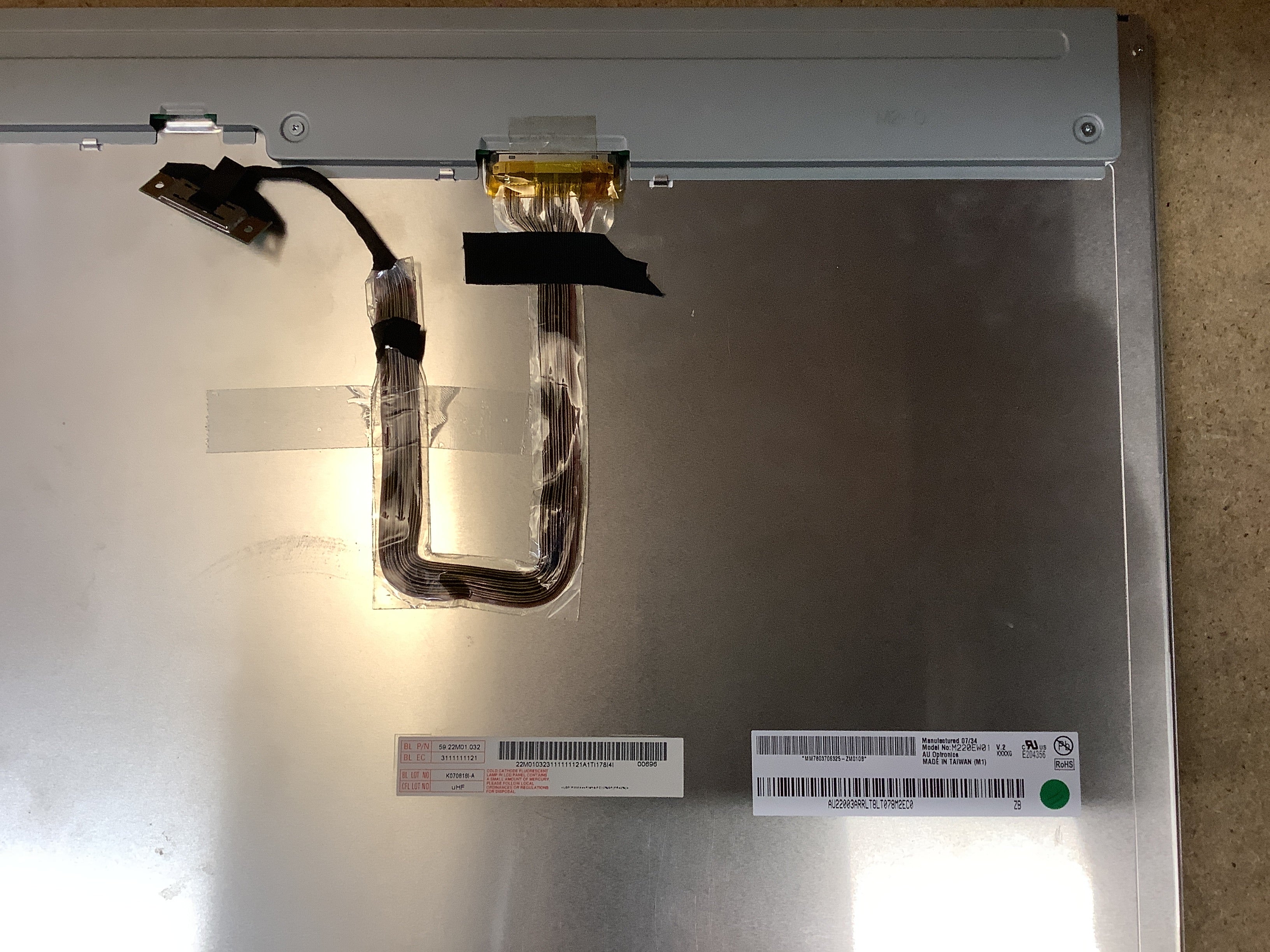 M220EW01 V.2 laptop screen image 11