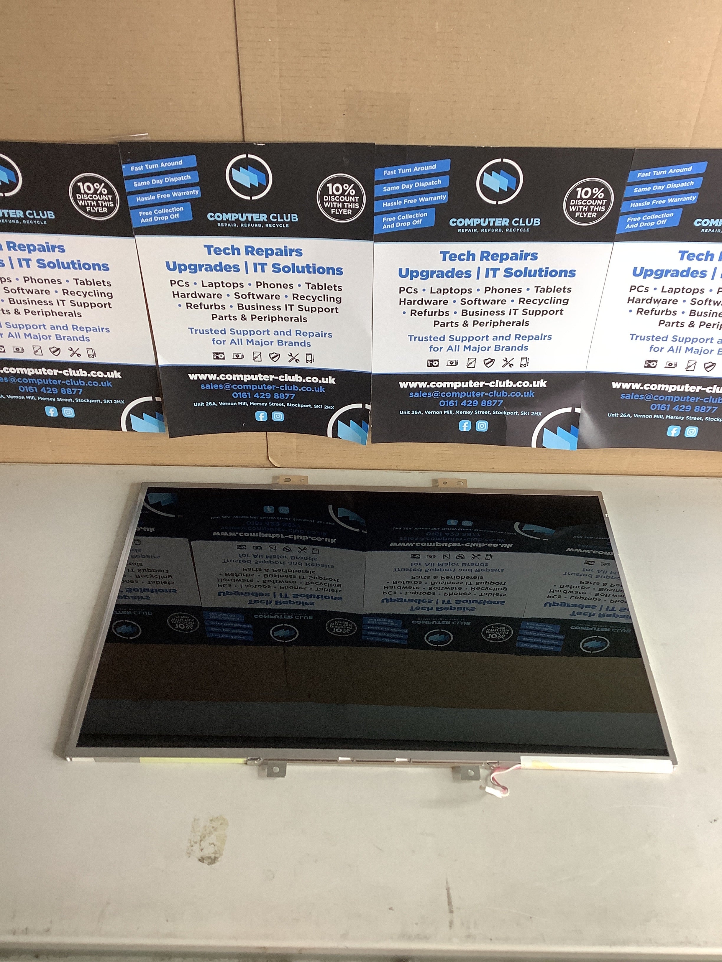 LTN154XA-L01 laptop screen