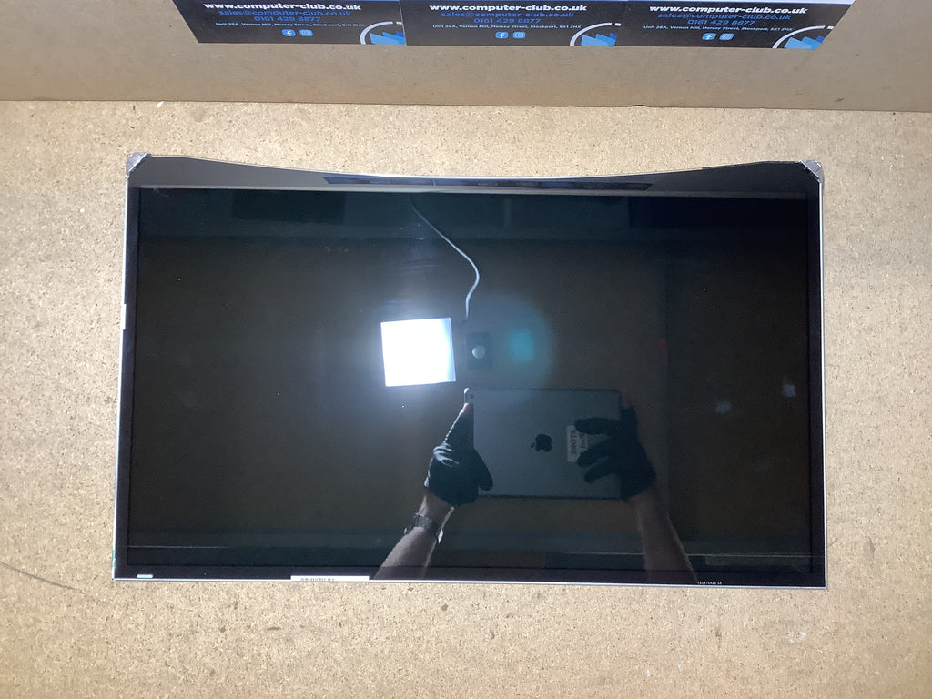 M240HW01 V.5 laptop screen image 2