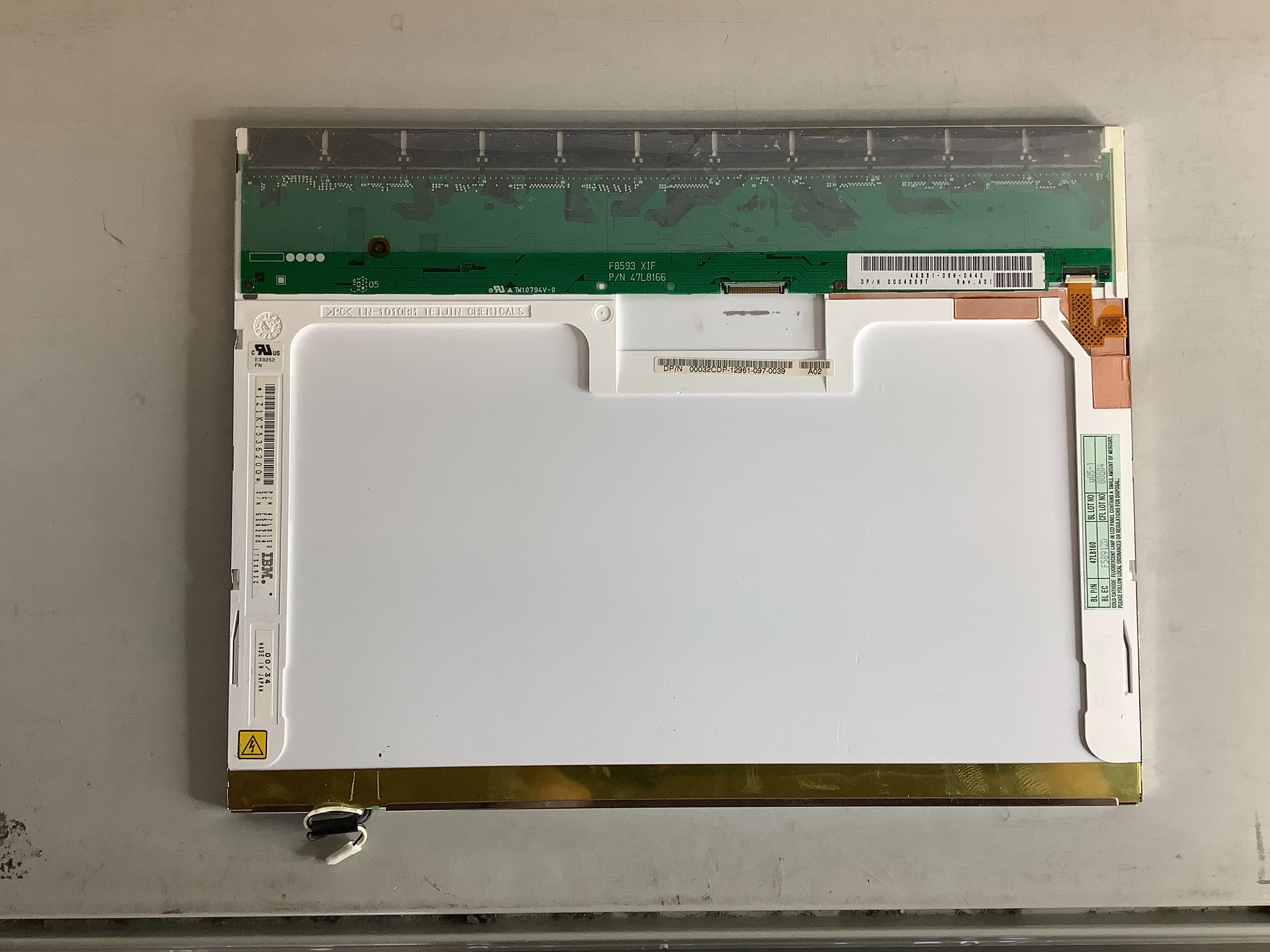 47L8150 laptop screen image 3