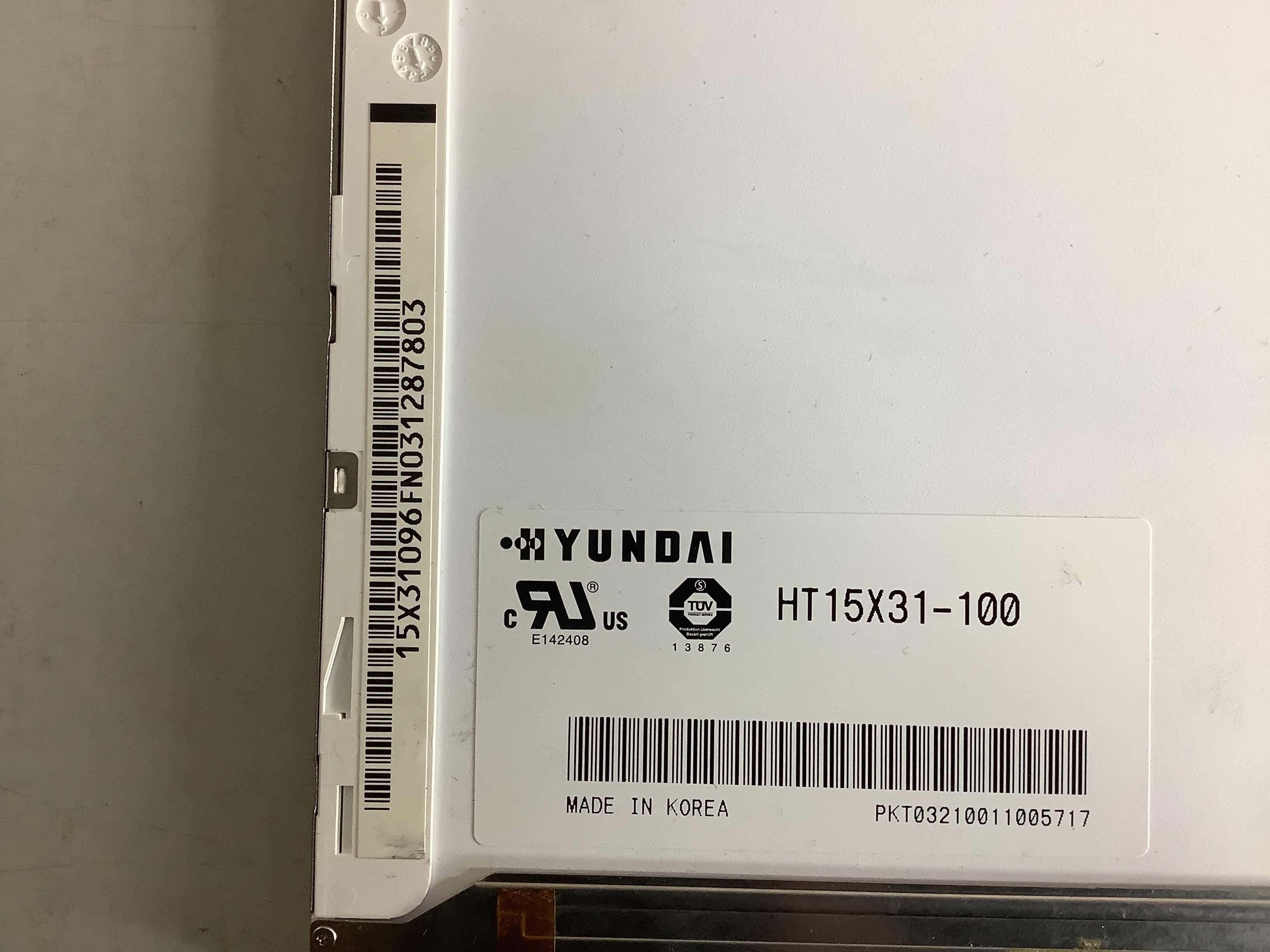 HT15X31-100 laptop screen image 4