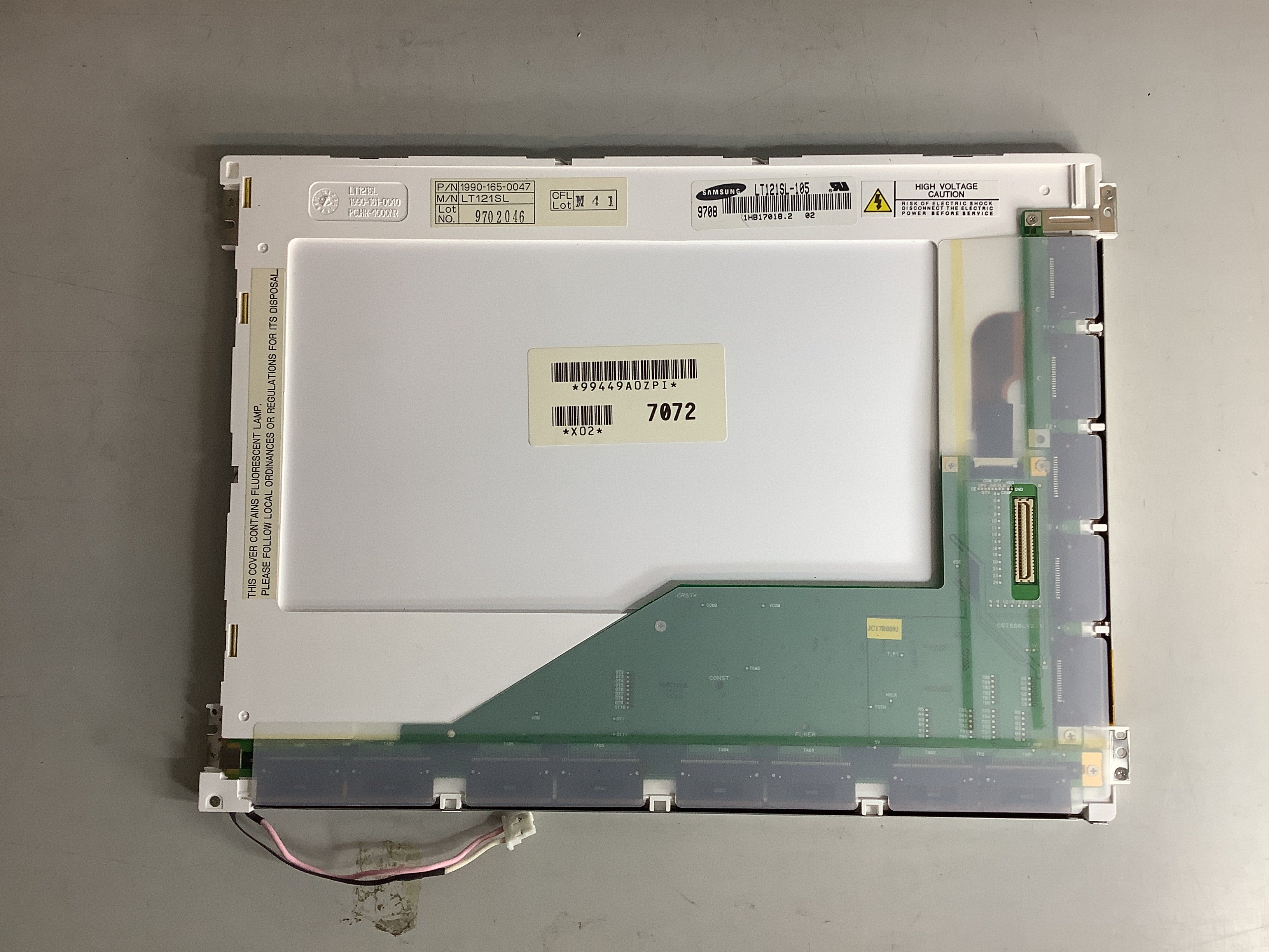 LT121SL-105 laptop screen image 3