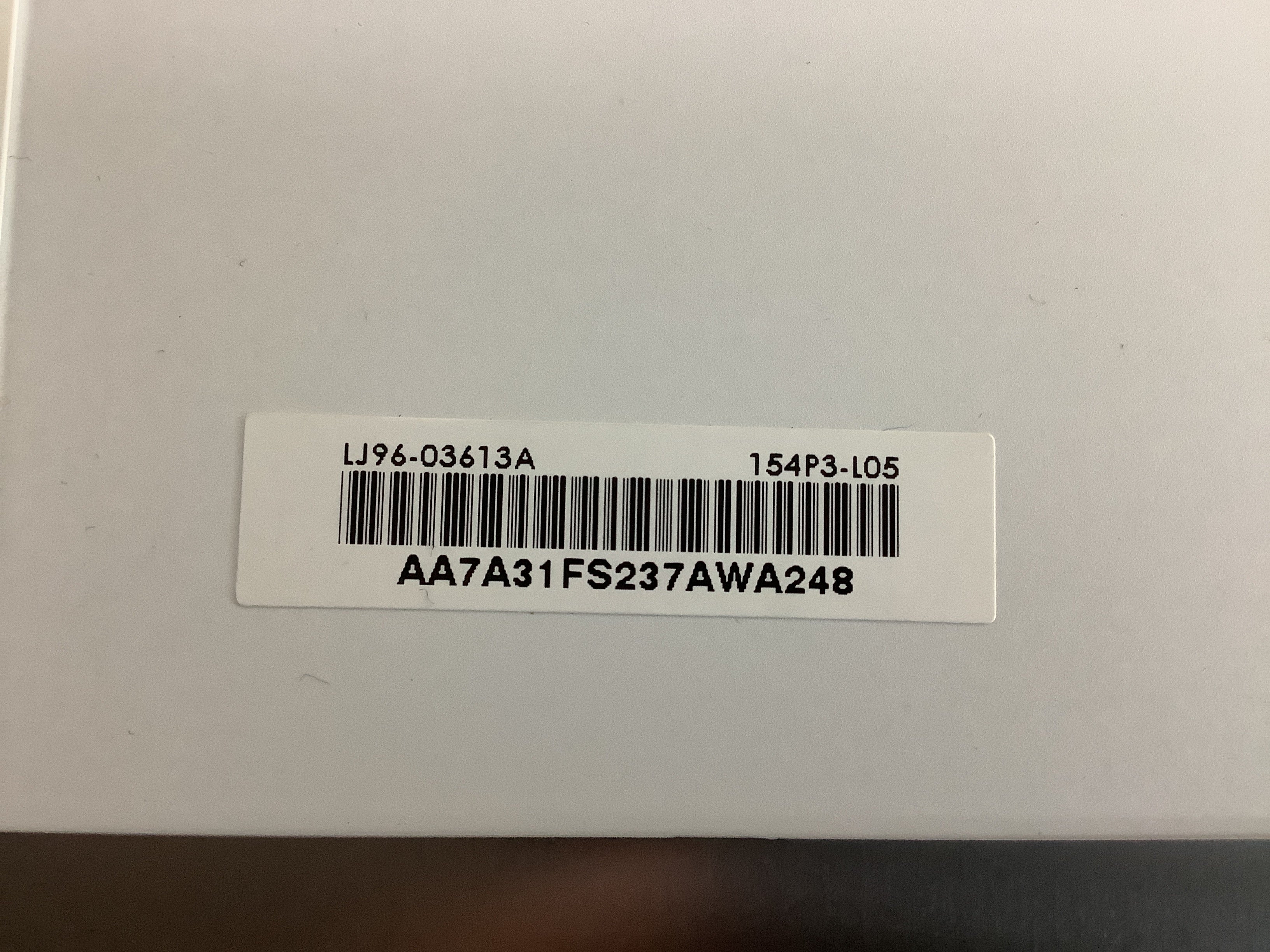 LTN154P3-L05 laptop screen image 5