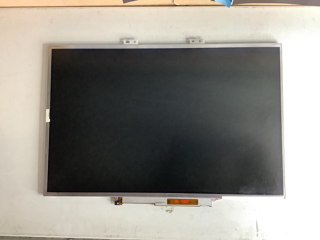 LTN154U2-L06 laptop screen image 8