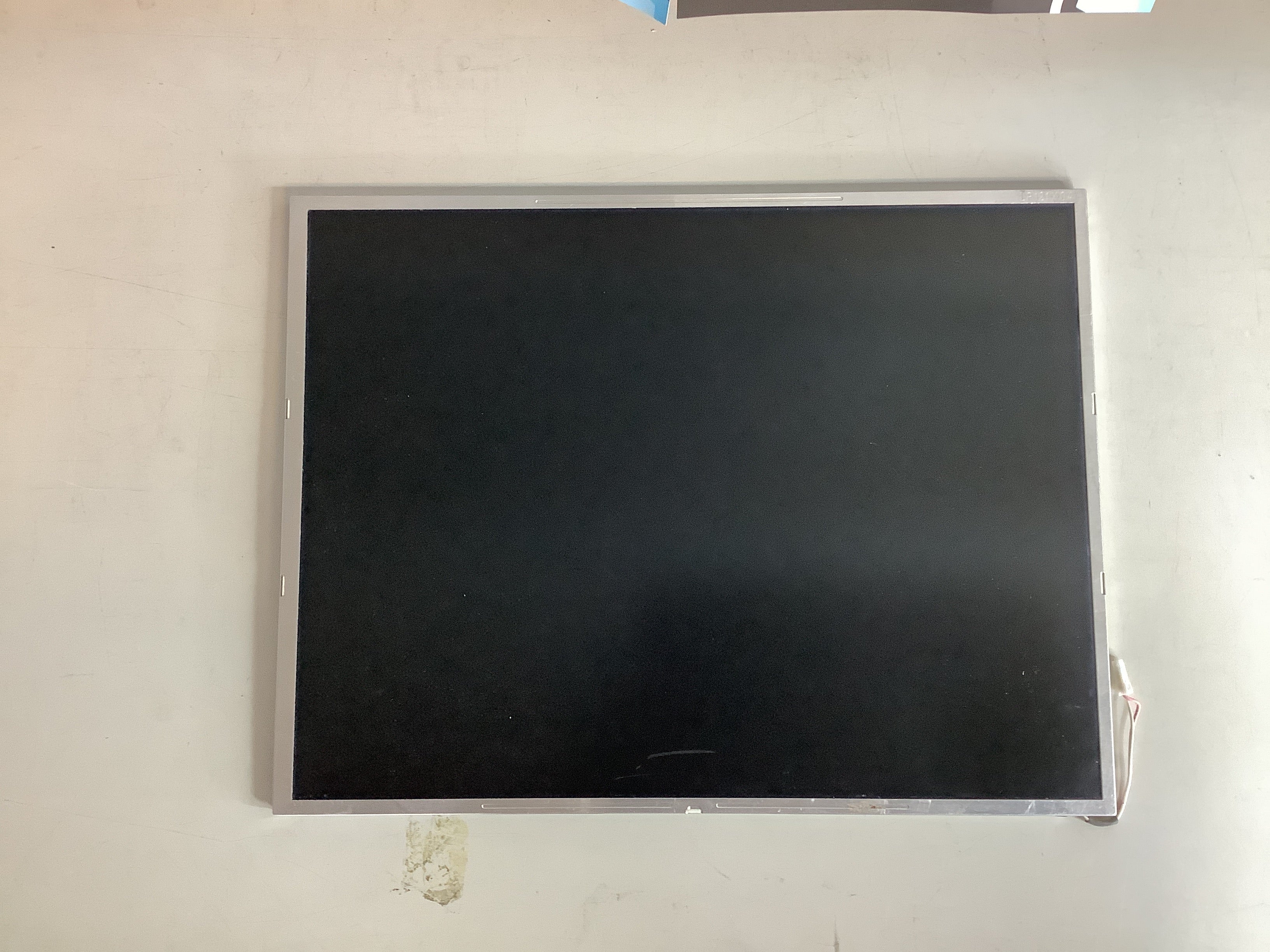 LP121X04 (B2) laptop screen image 2
