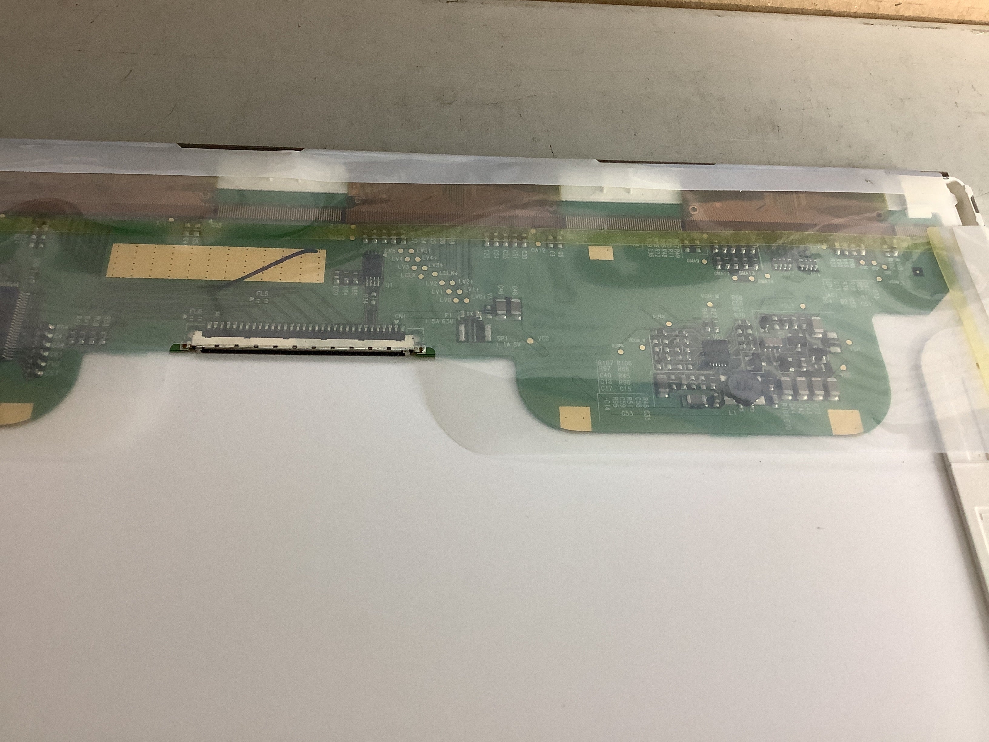 LP171WPA (TL)(B1) laptop screen image 5