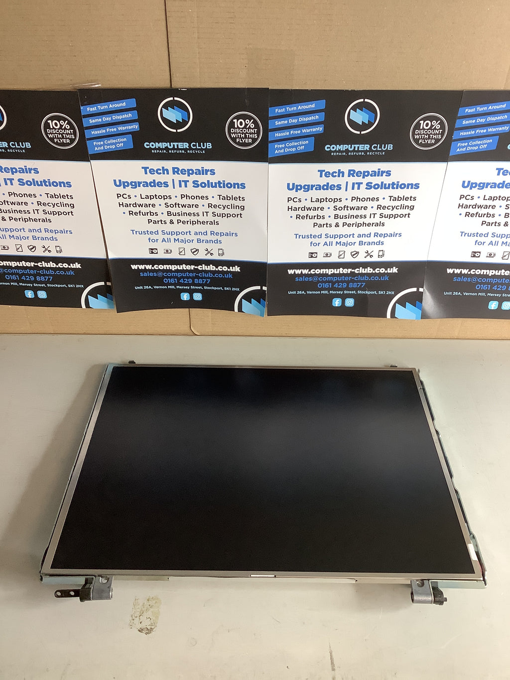 LT141X4-156 laptop screen