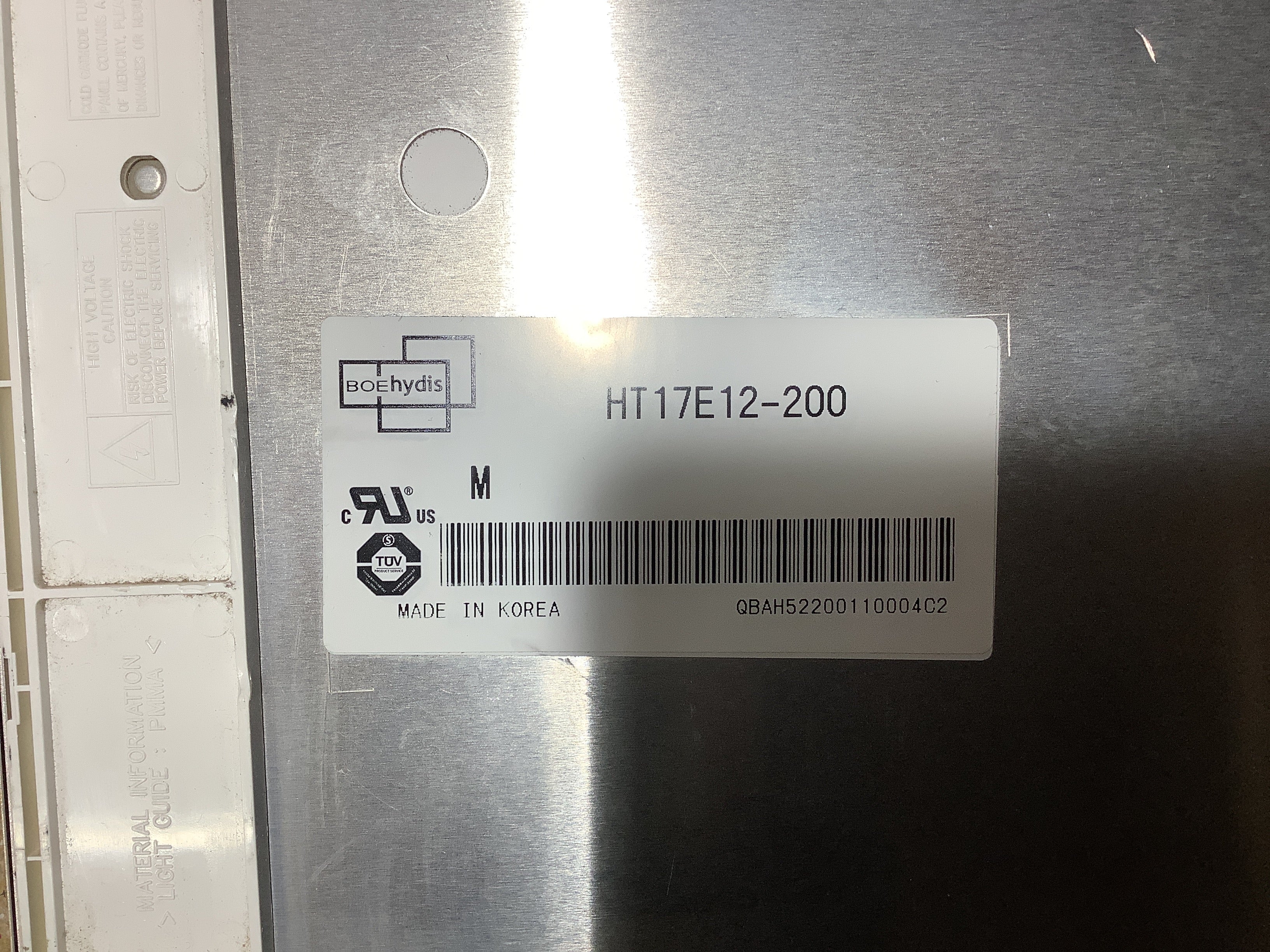HT17E12-200 laptop screen image 4