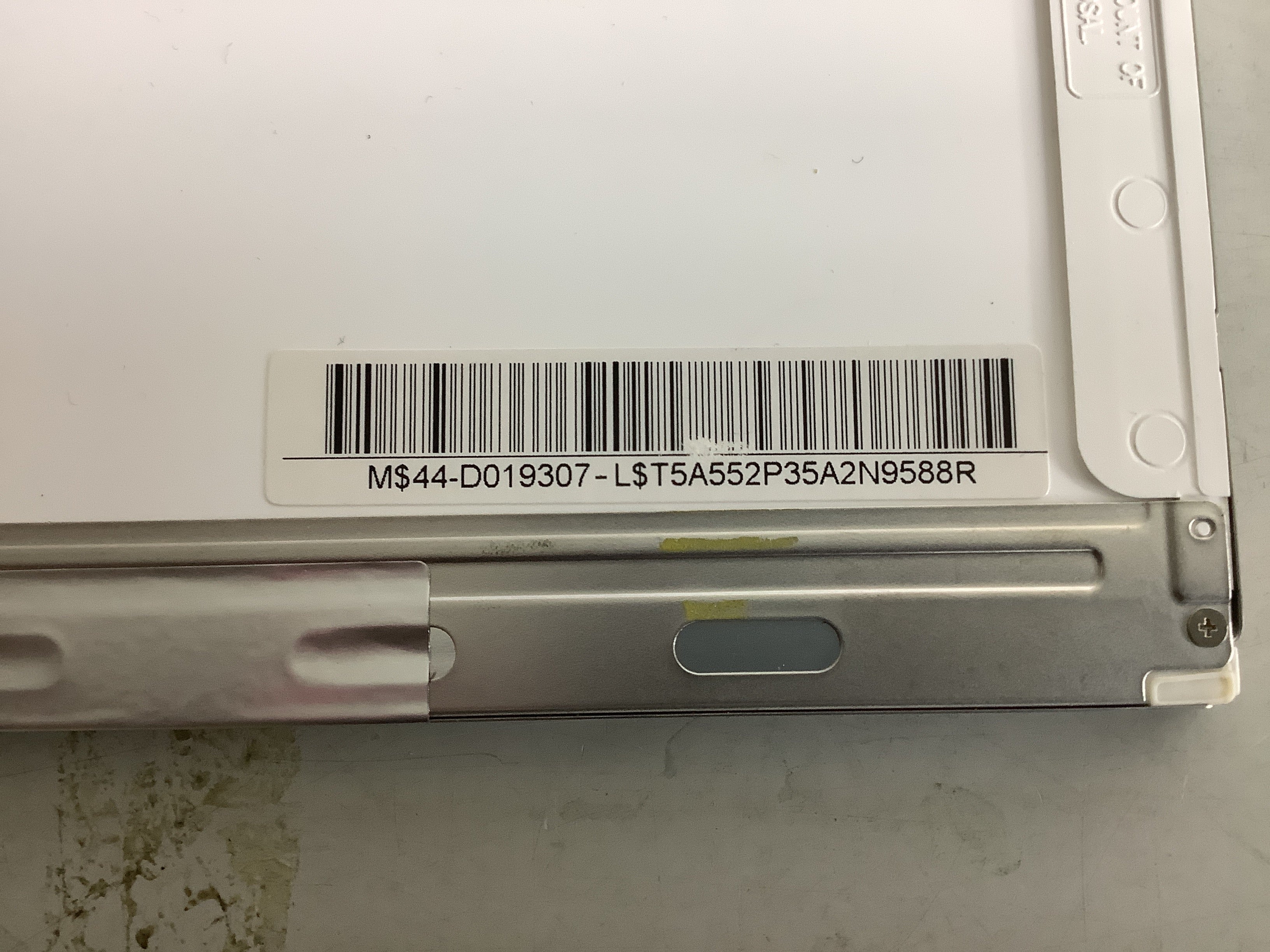 N154I3 -L03 Rev.C1 laptop screen image 4