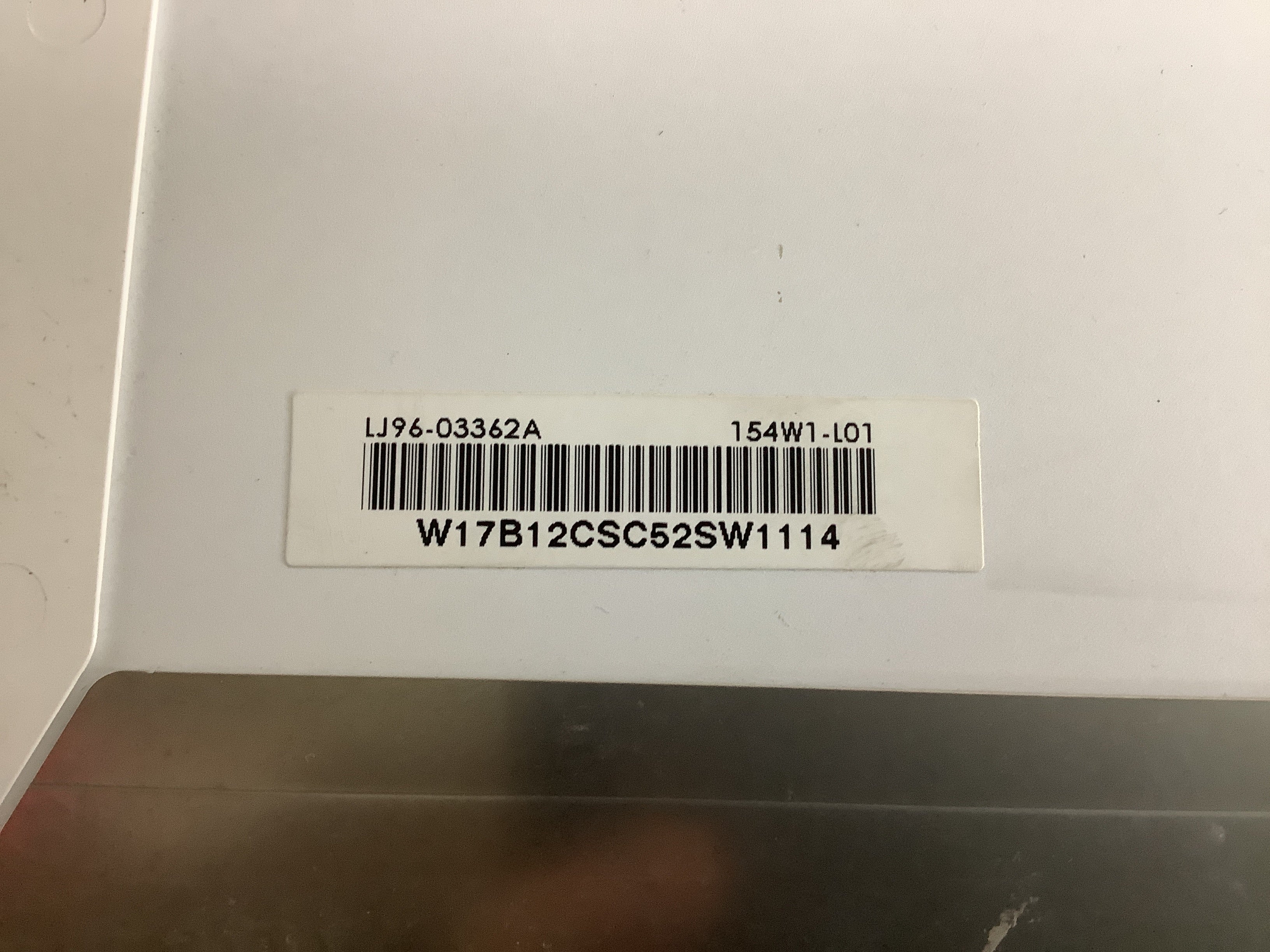 LTN154W1-L01 laptop screen image 6