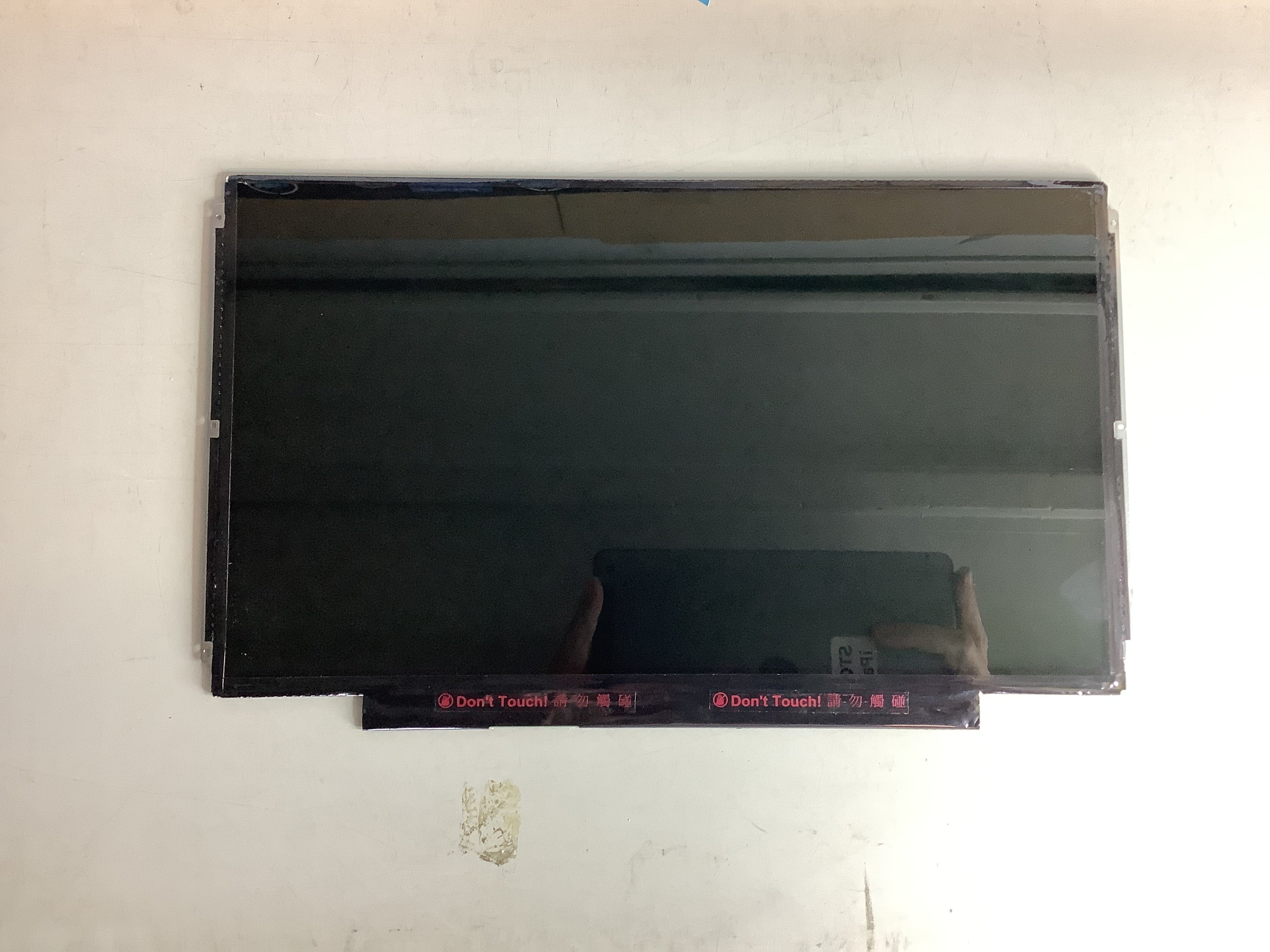 B133XTN01.0 laptop screen image 2