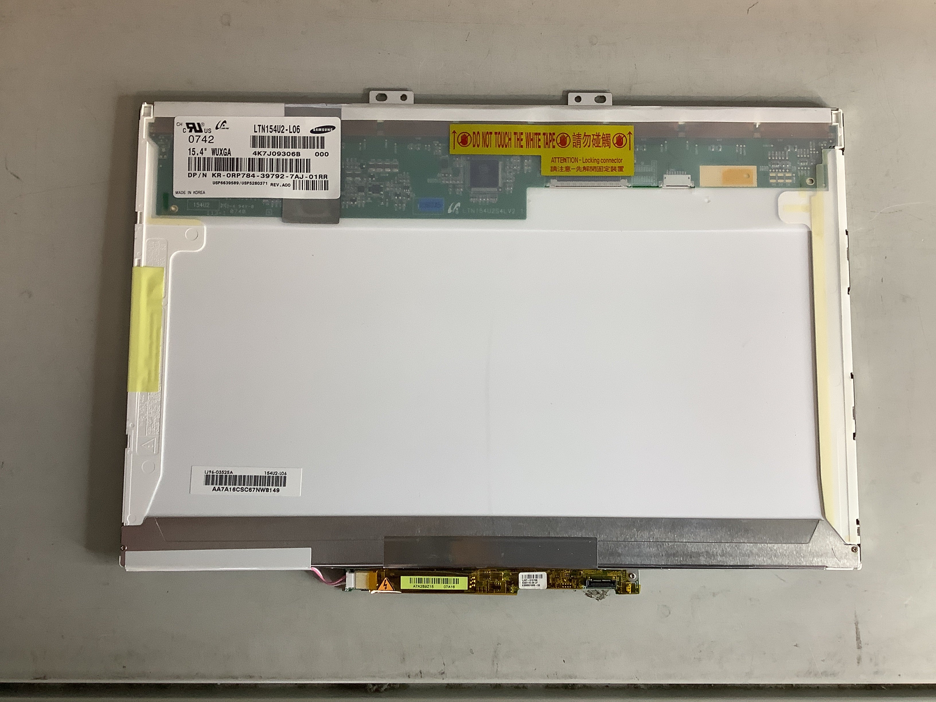 LTN154U2-L06 laptop screen image 3