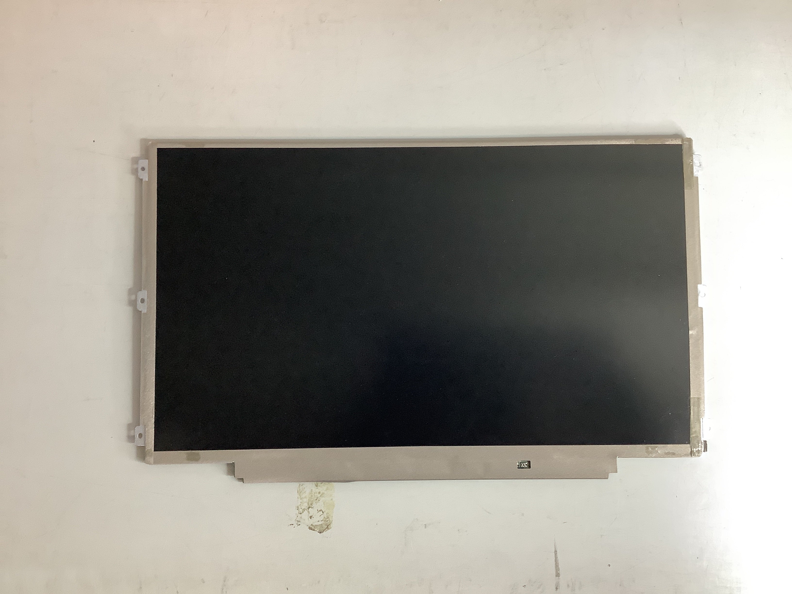 HB125WX1-100 laptop screen image 2