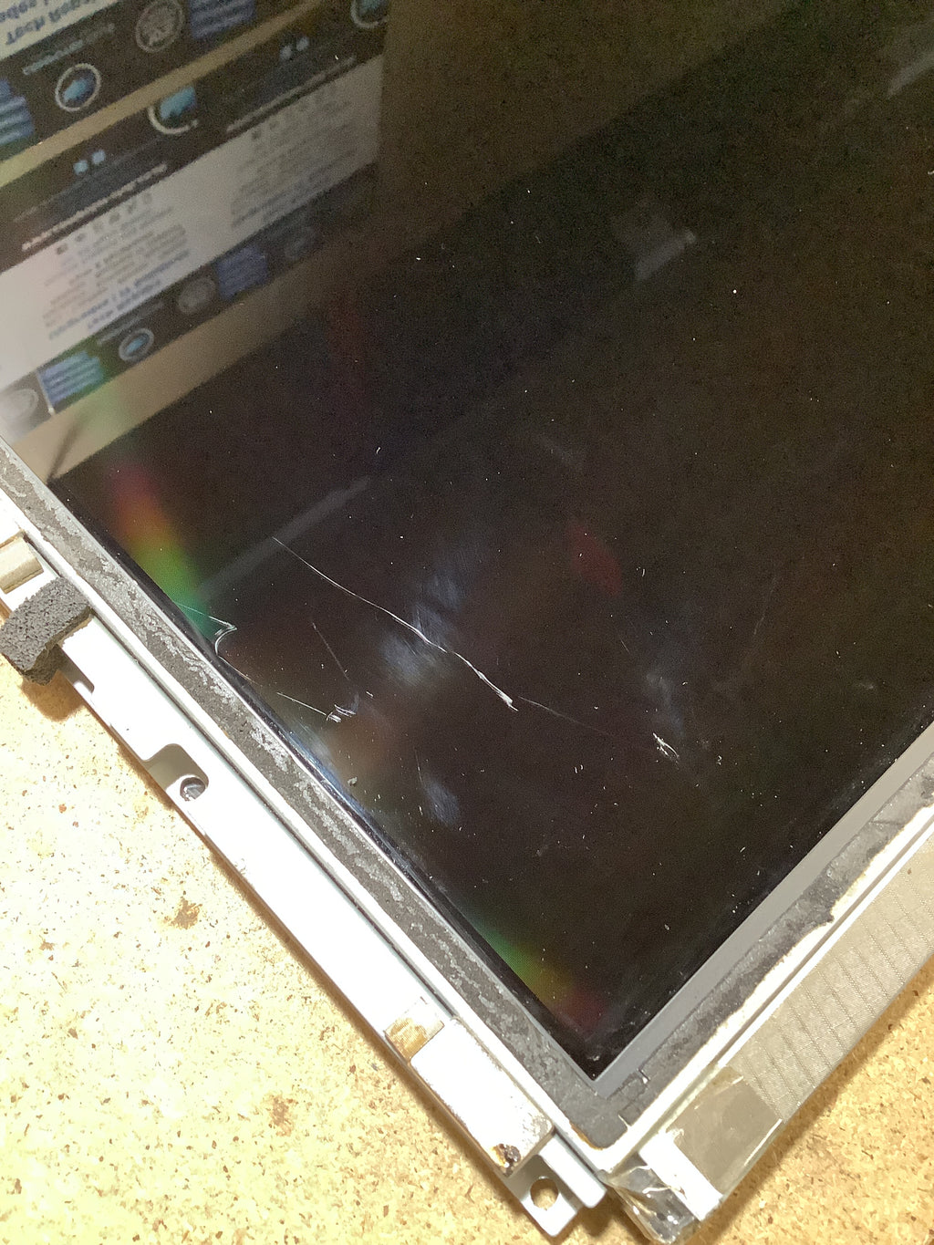 LM215WF3 (SD)(A1) laptop screen image 5