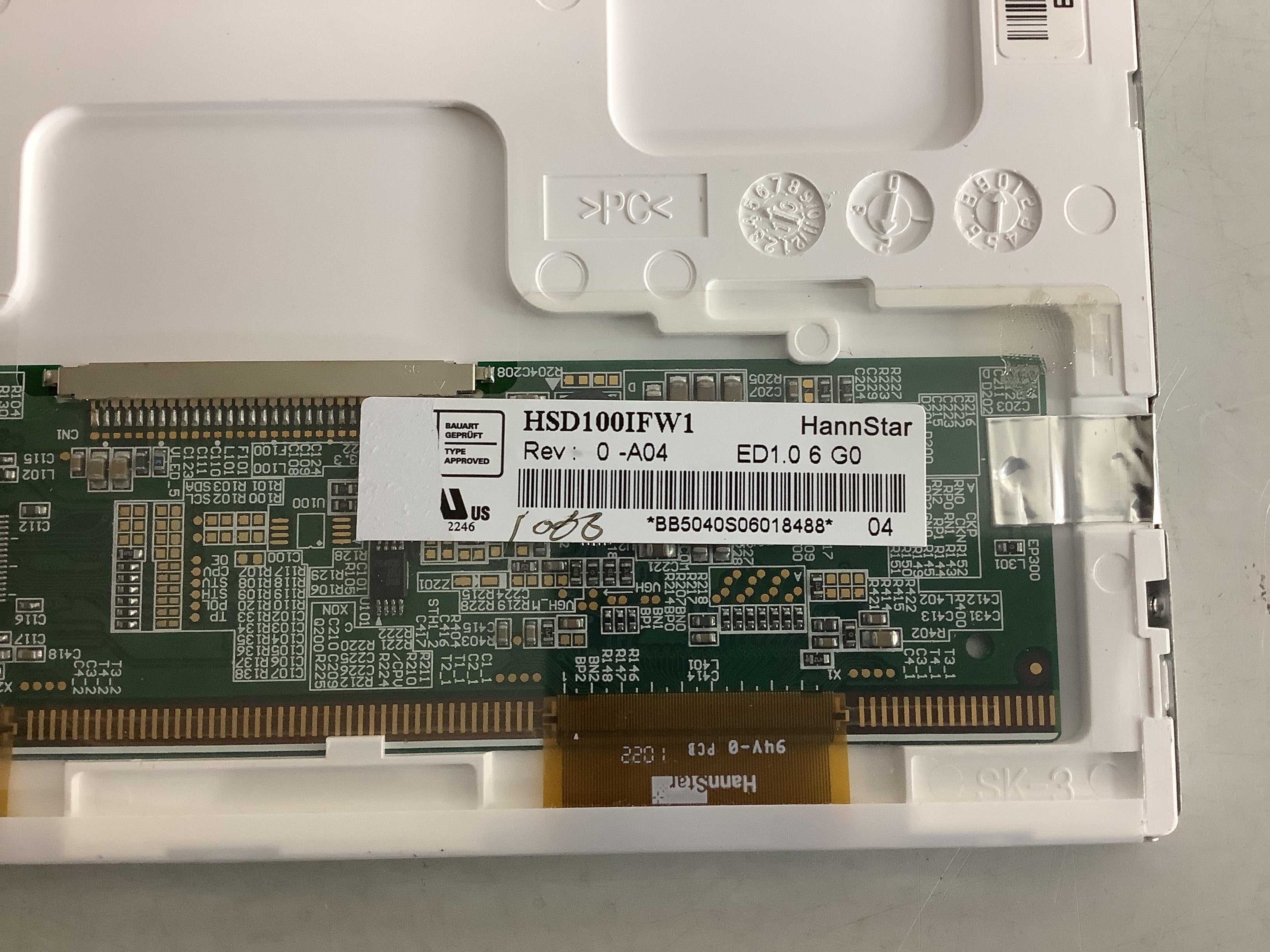 HSD100IFW1 laptop screen image 4
