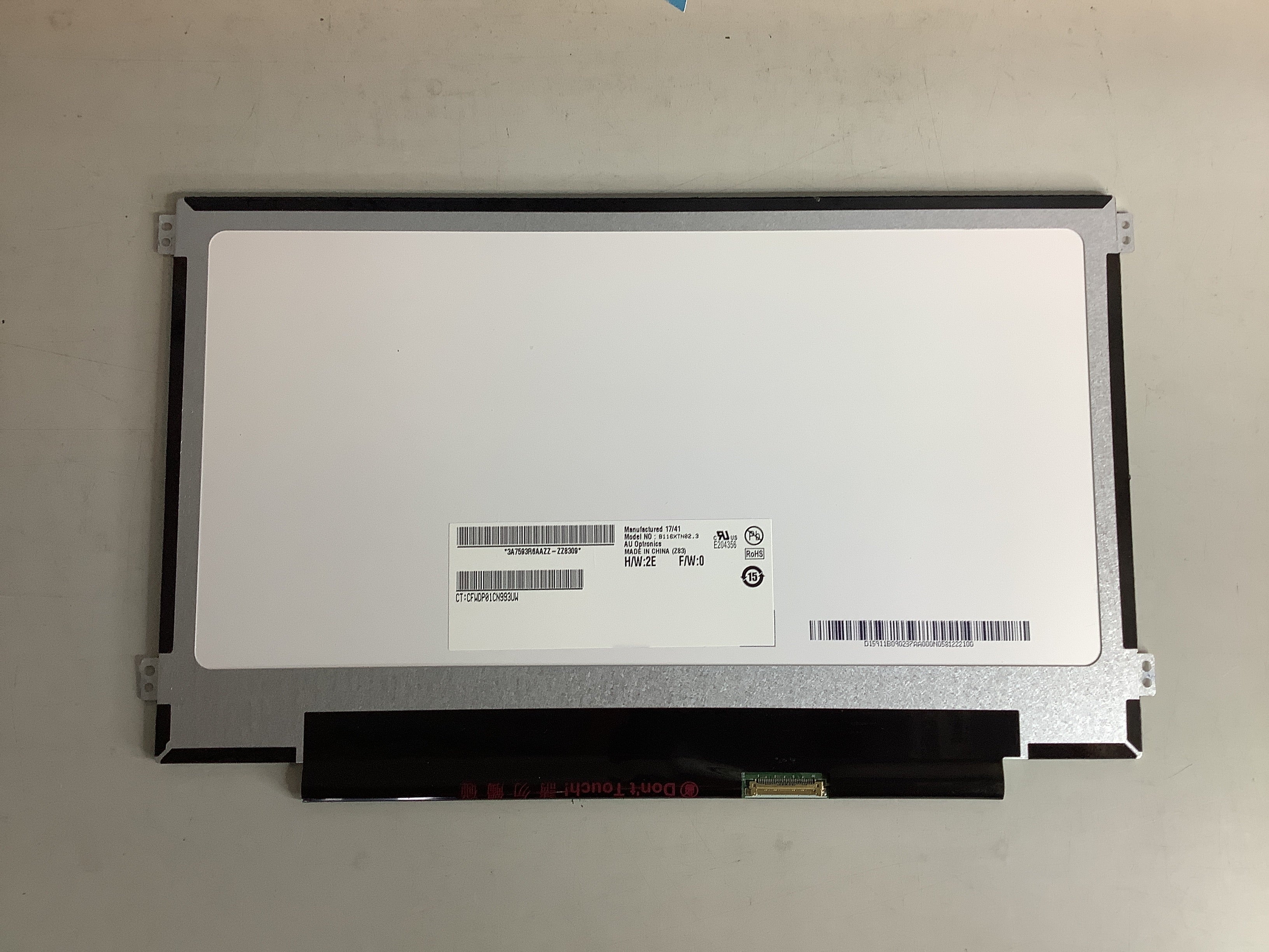 B116XTN02.3 laptop screen image 3