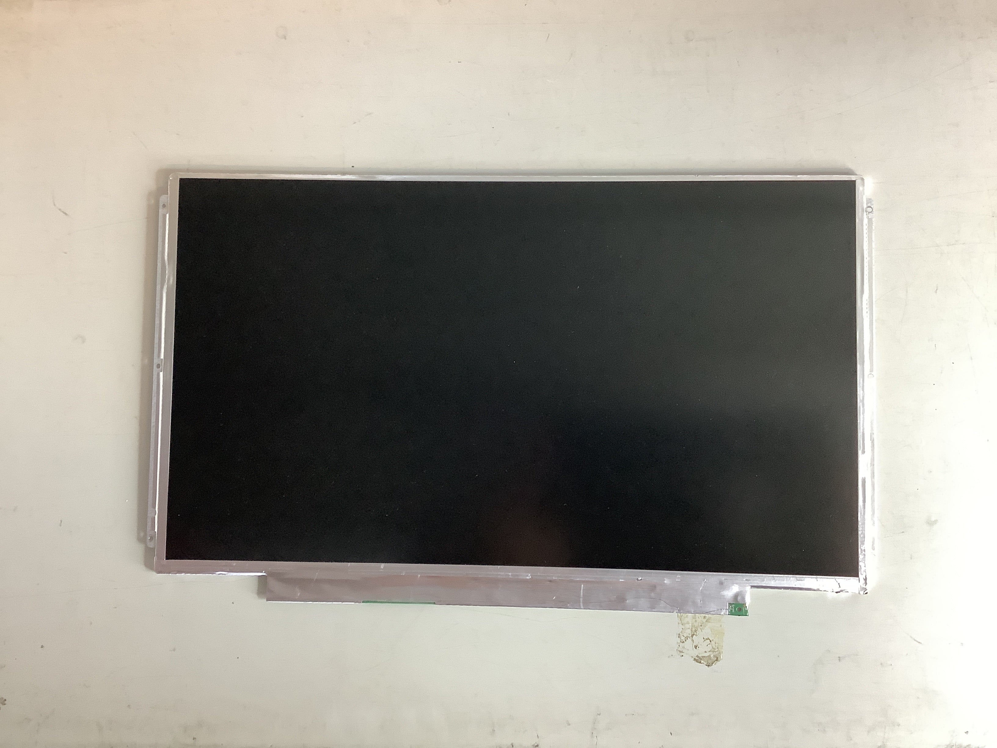 B133XW03 V.1 laptop screen image 2