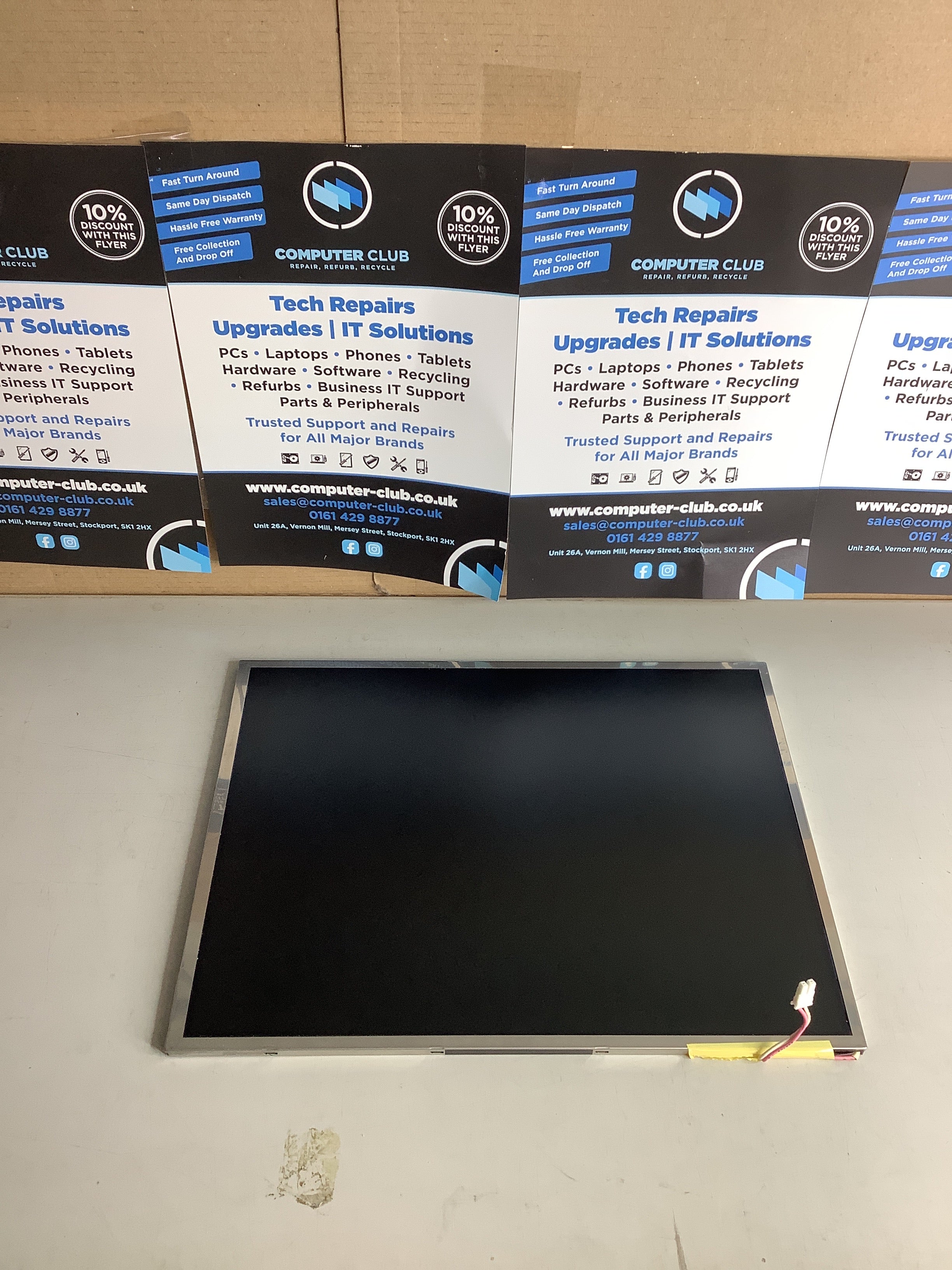 TM121XG-02L02D G laptop screen
