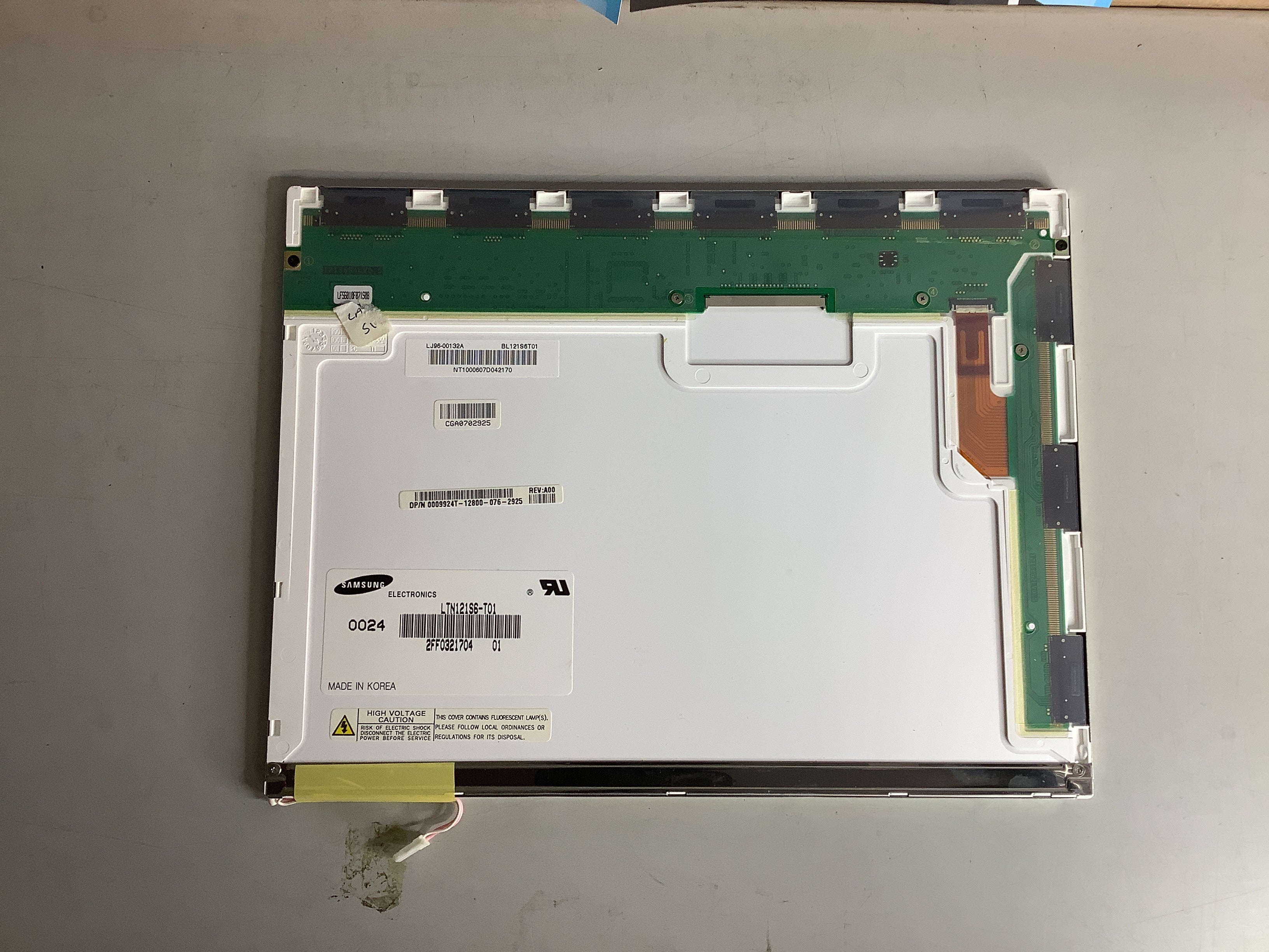 LTN121S6-T01 laptop screen image 3