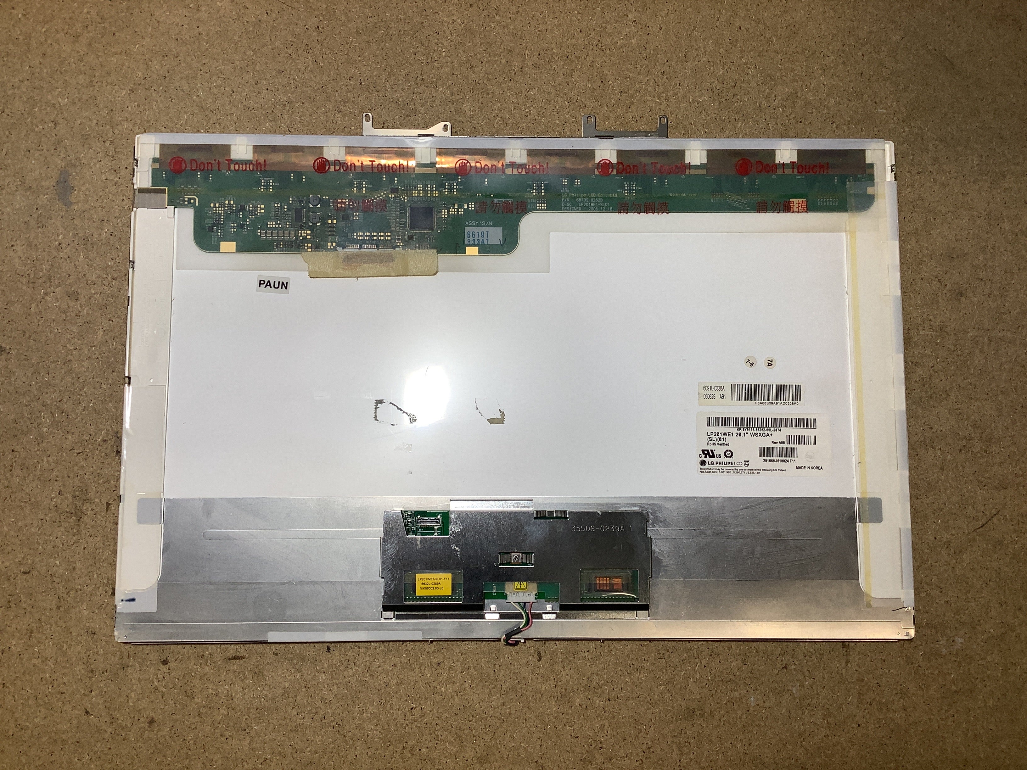 LP201WE1 (SL)(01) Rev A00 laptop screen image 3