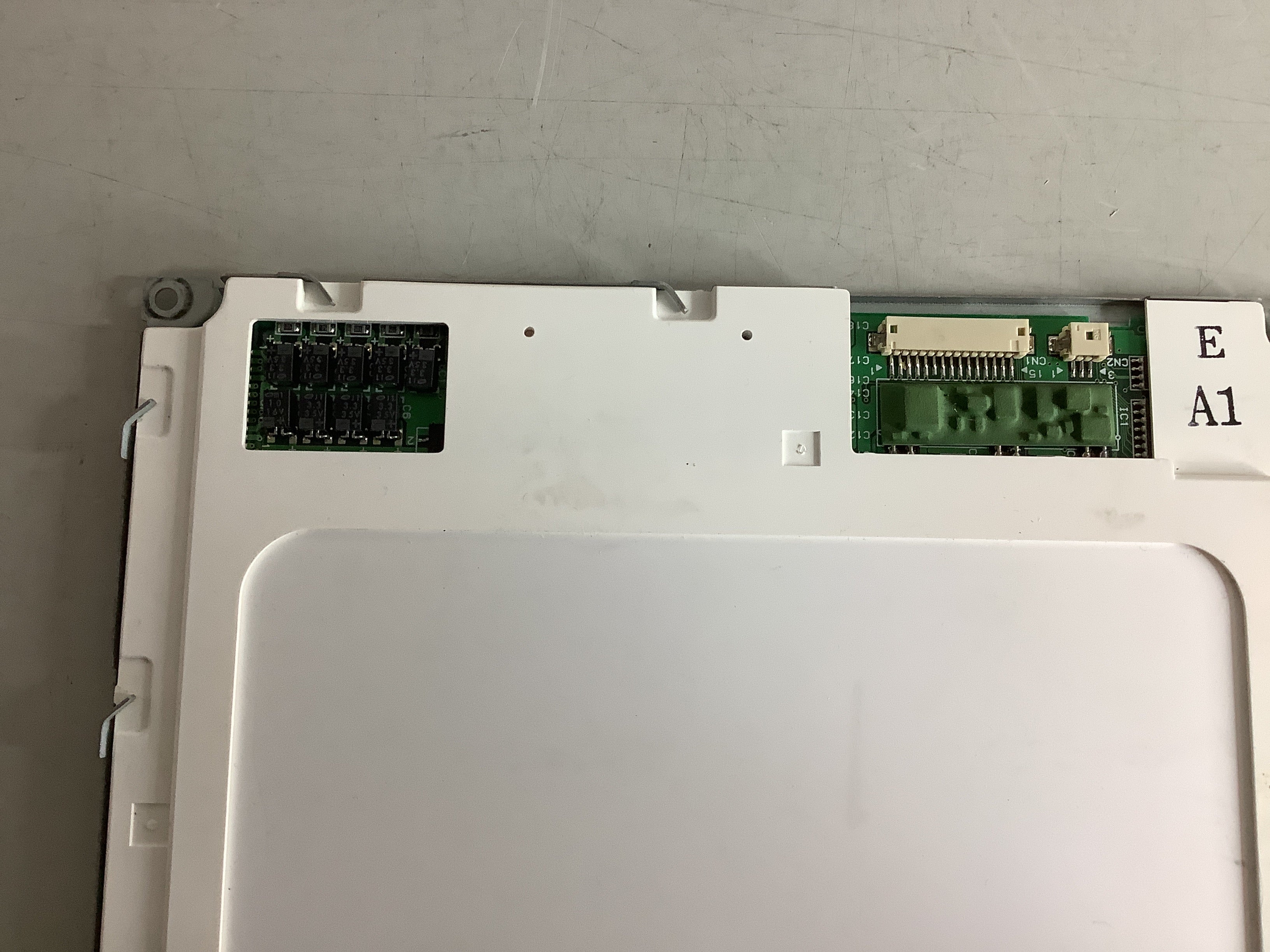 LM64P825 laptop screen image 5