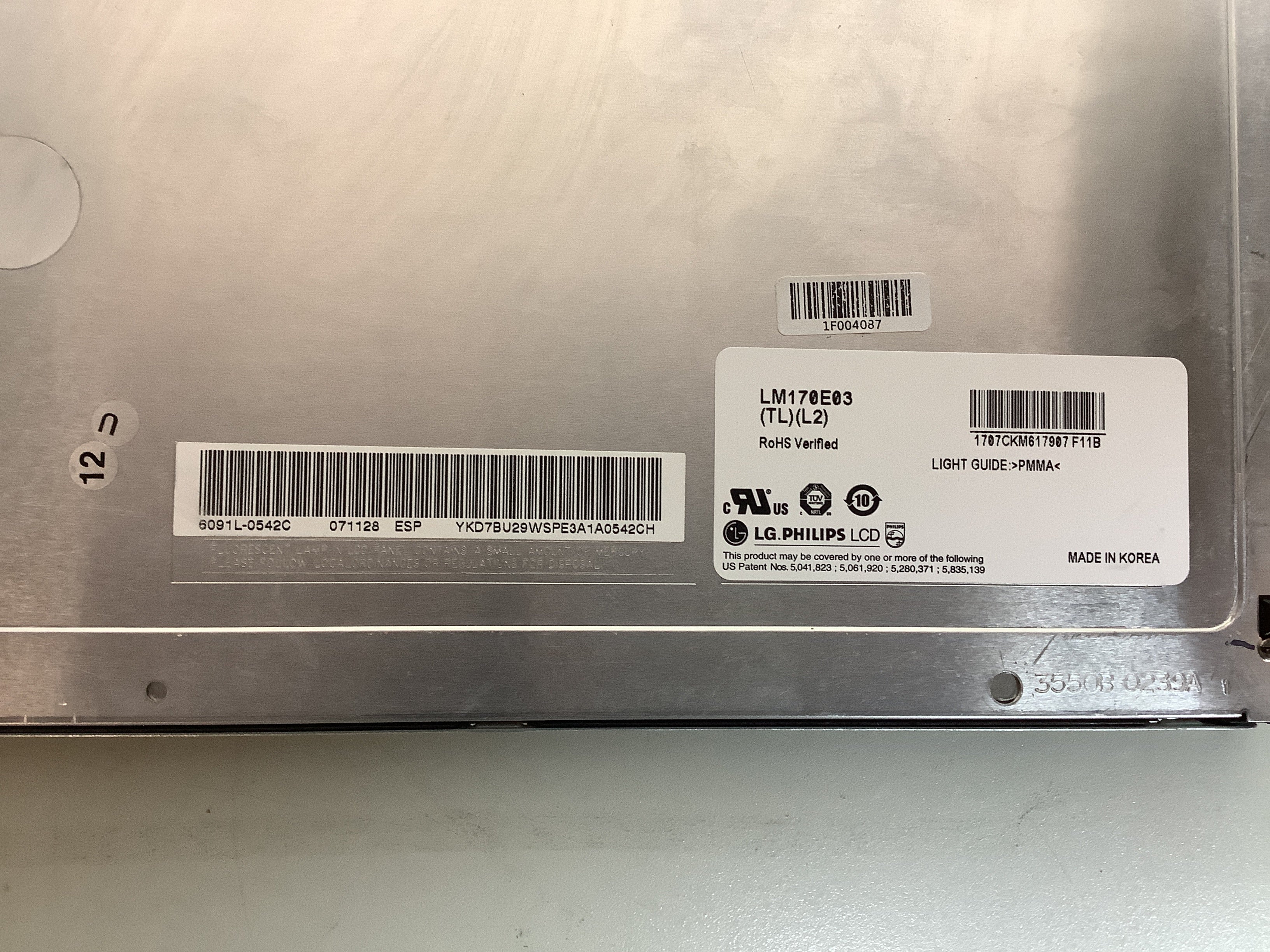 LM170E03 (TL)(L2) laptop screen image 4