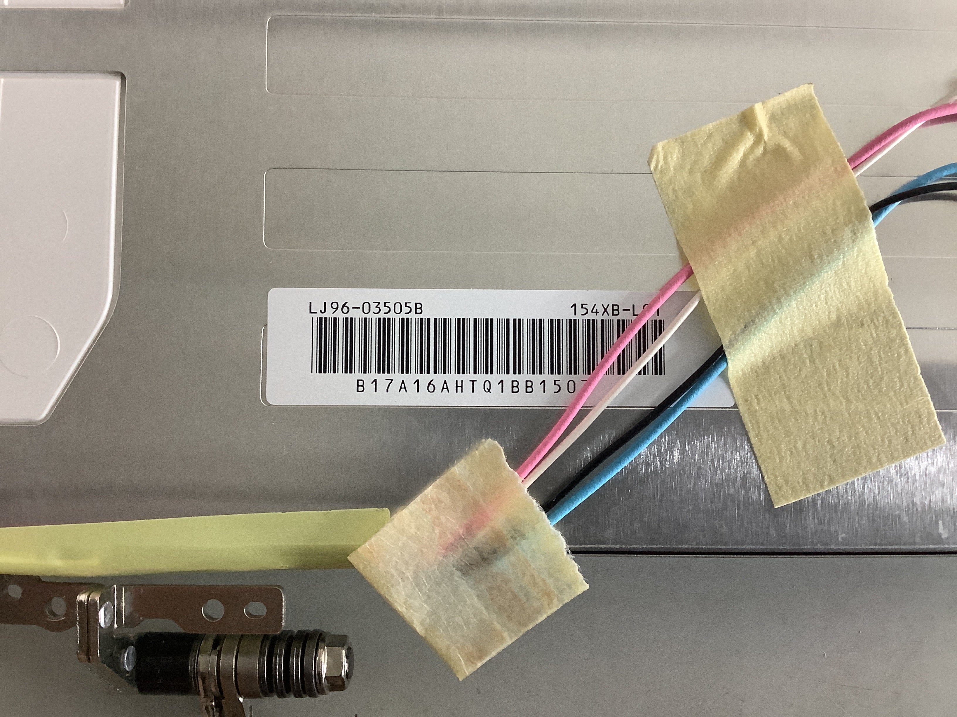 LTN154XB-L01 laptop screen image 6
