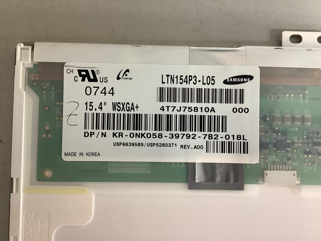 LTN154P3-L05 laptop screen image 4