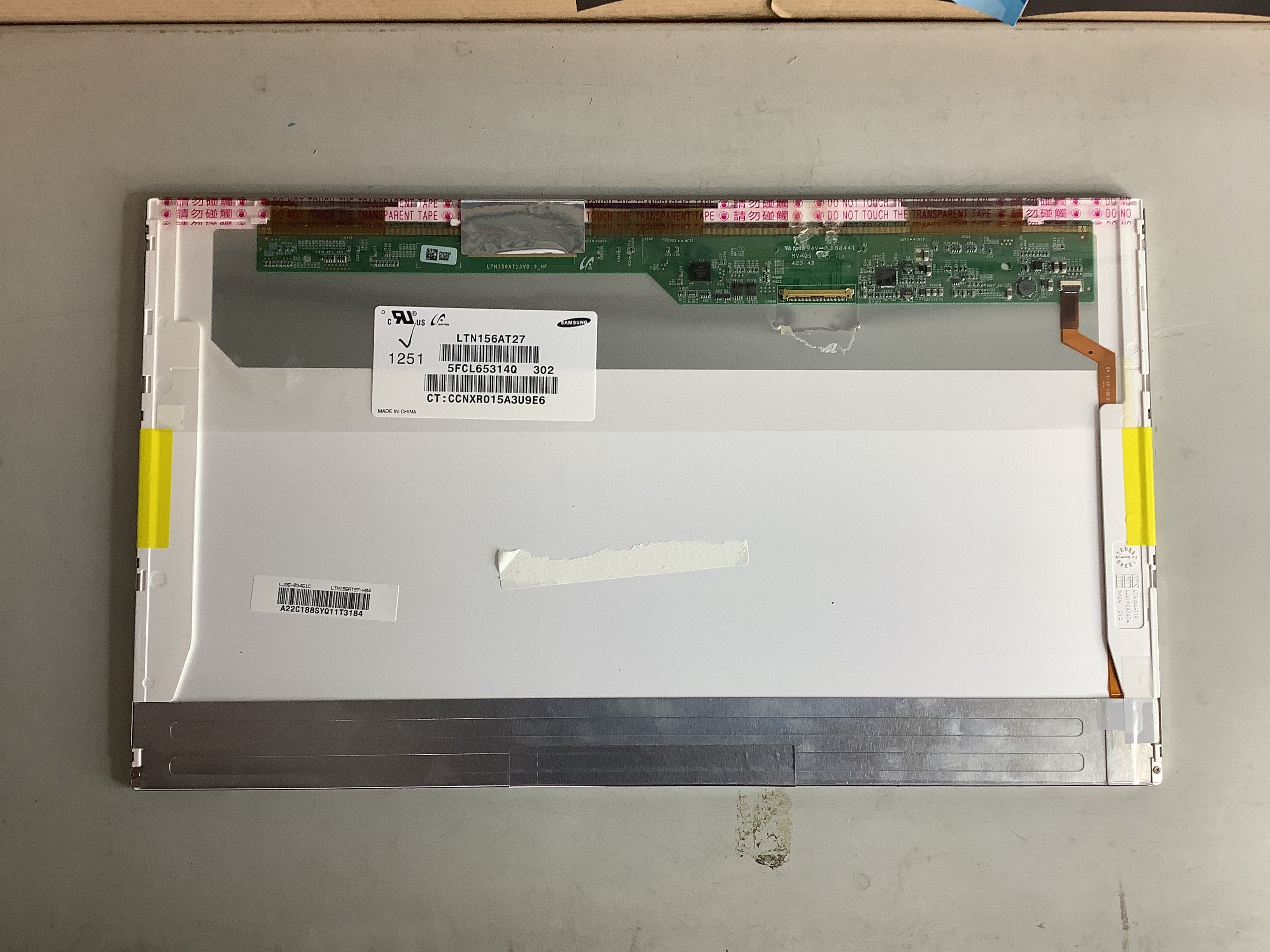 LTN156AT27 laptop screen image 9