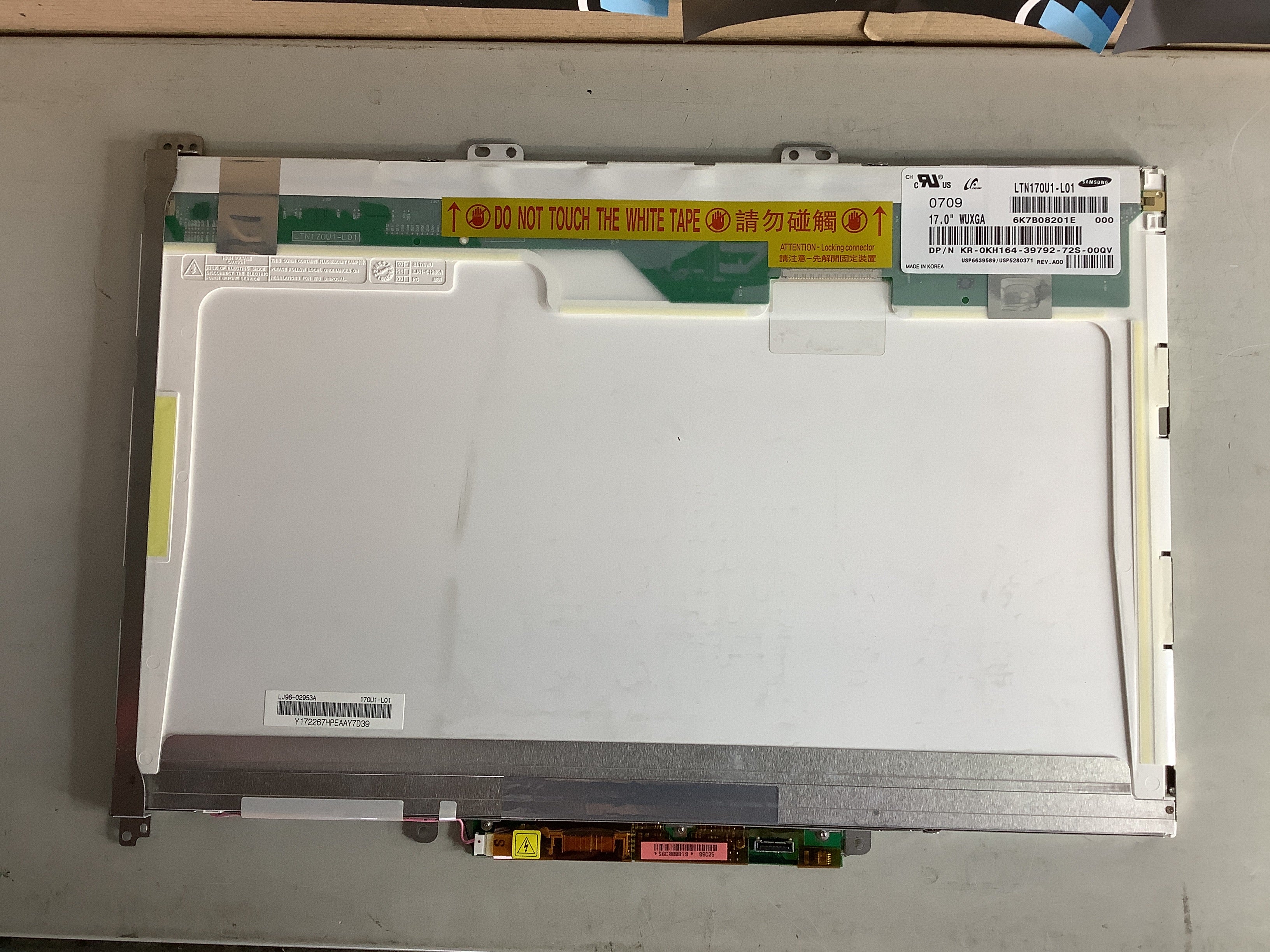 LTN170U1-L01 laptop screen image 3