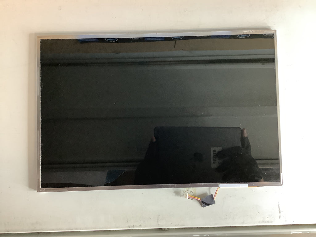 LP154WX5 (TL)(A1) laptop screen image 2