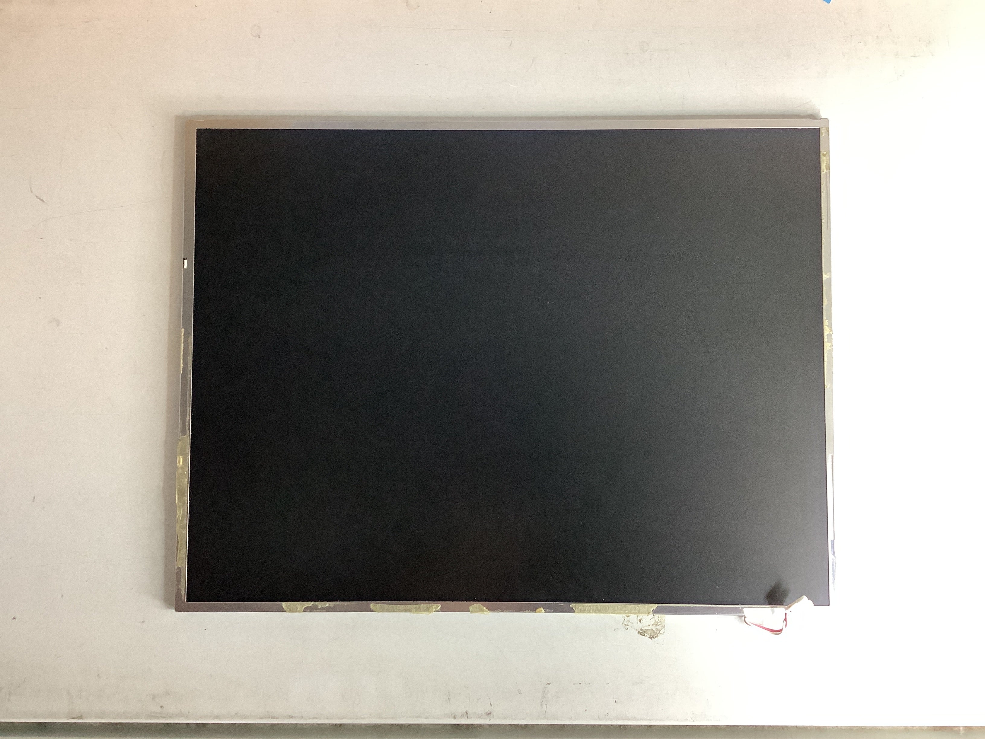 LTN141XF-L03 laptop screen image 2