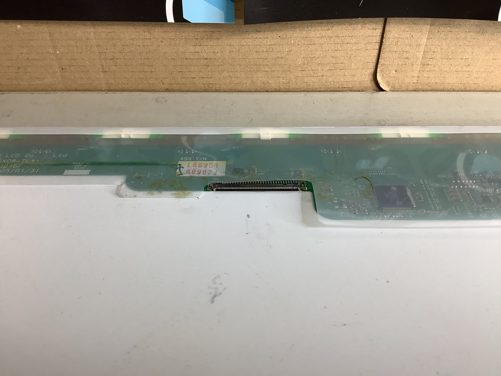 LP150X08 (TL)(A2) laptop screen image 12