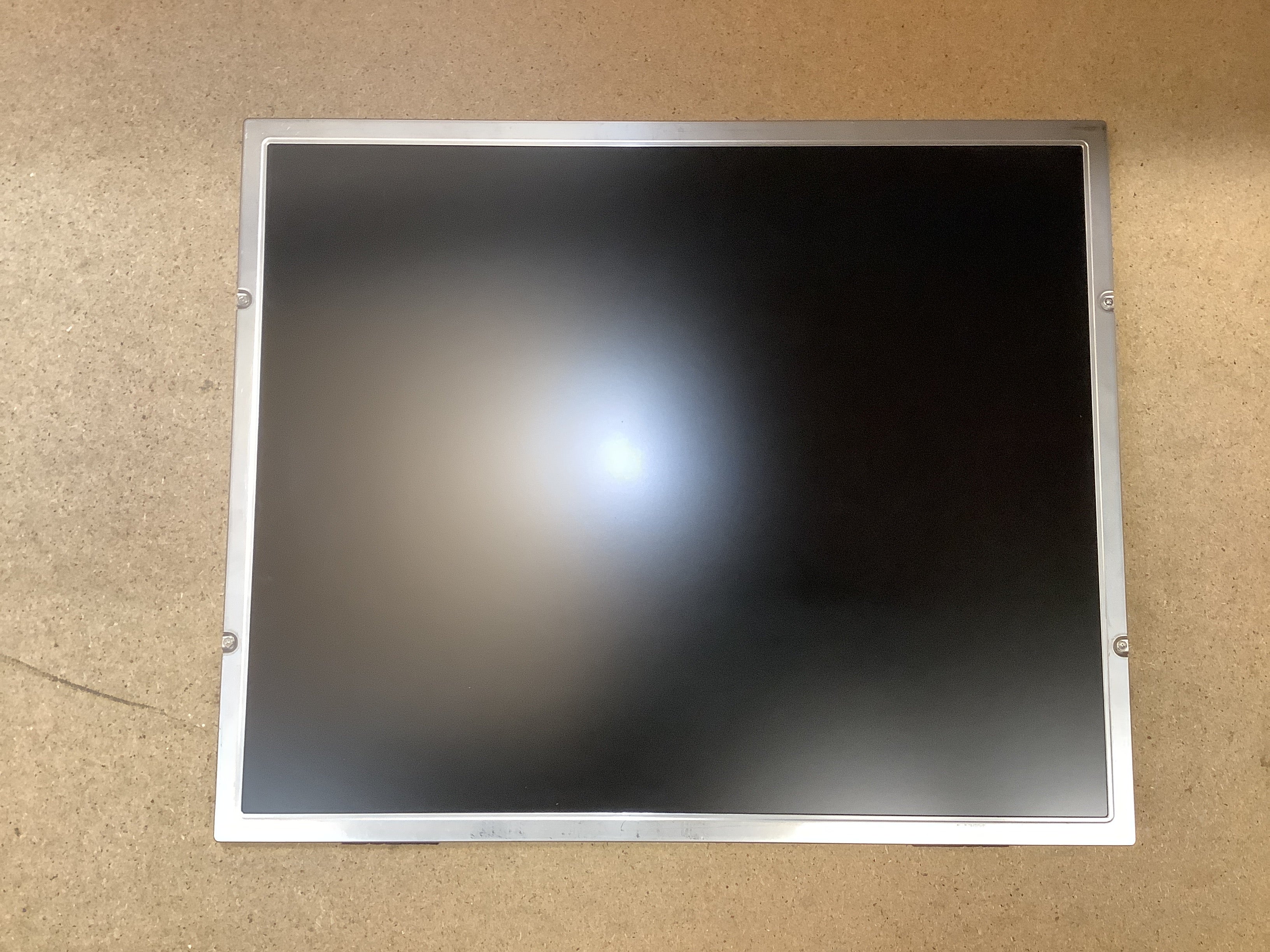 LTM190E1-L03 laptop screen image 2