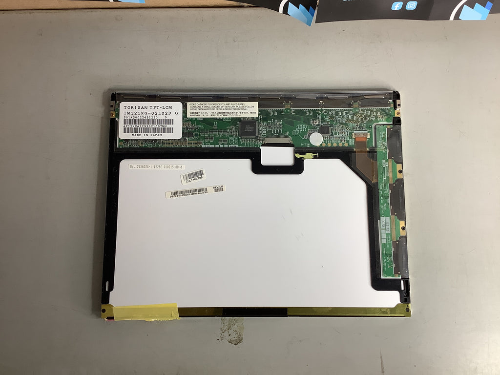 TM121XG-02L02D G laptop screen image 3